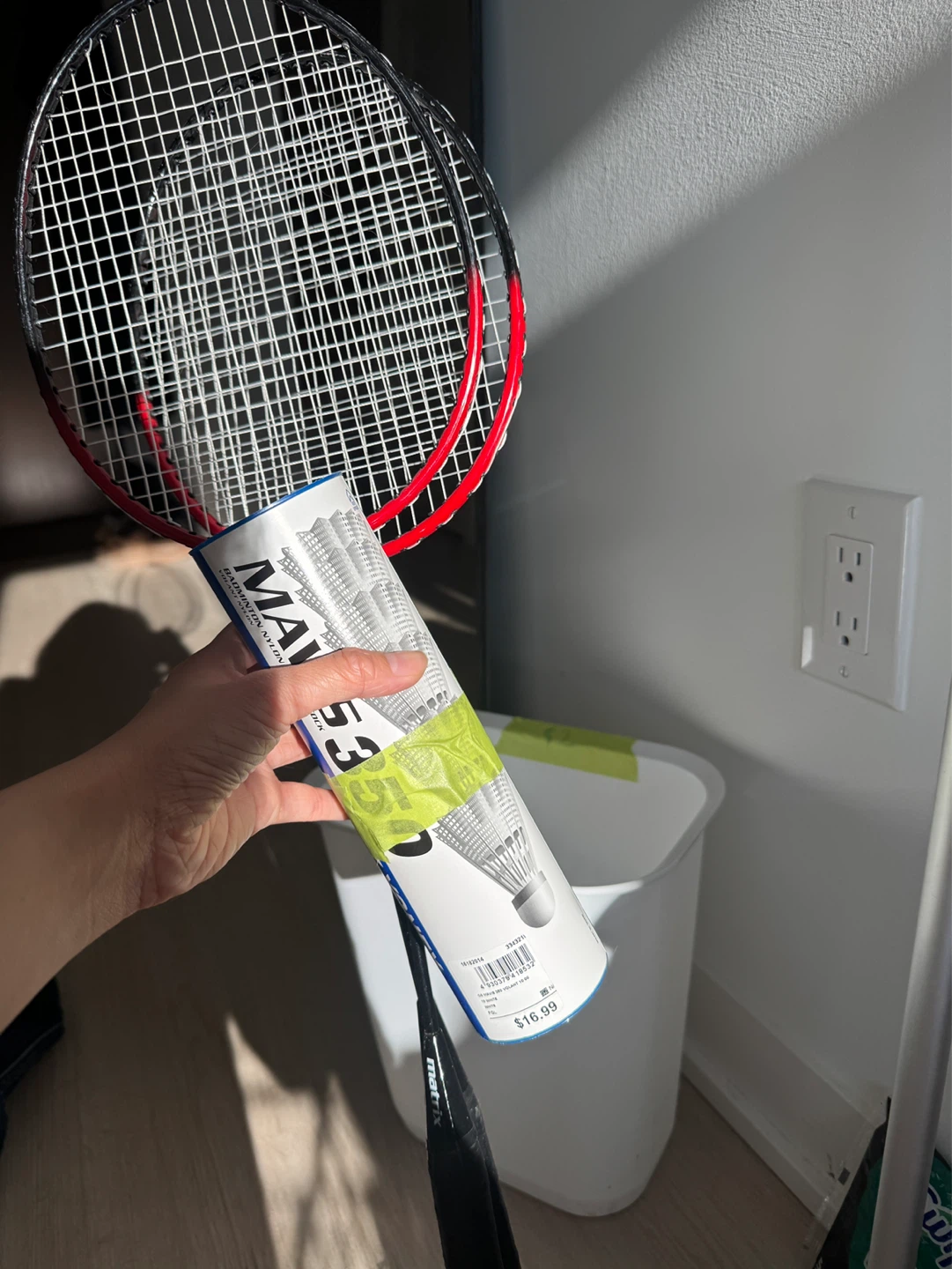 Mavic Badminton Shuttlecocks & 2 rackets