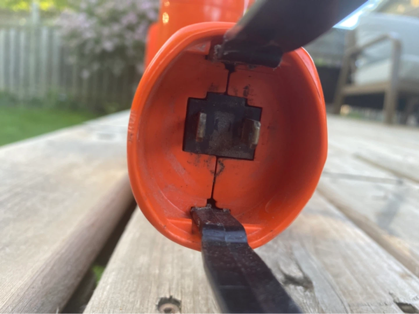 Black + Decker Hedge Trimmer 13" - photo 3