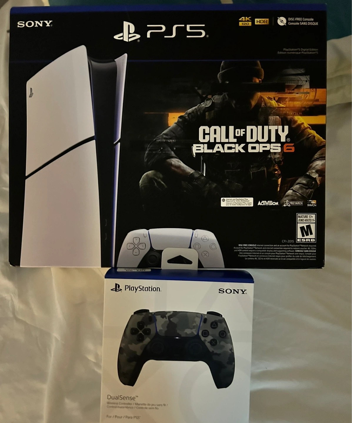 PS5 Disc Free Controller with COD game + 2 Wireless Controllers