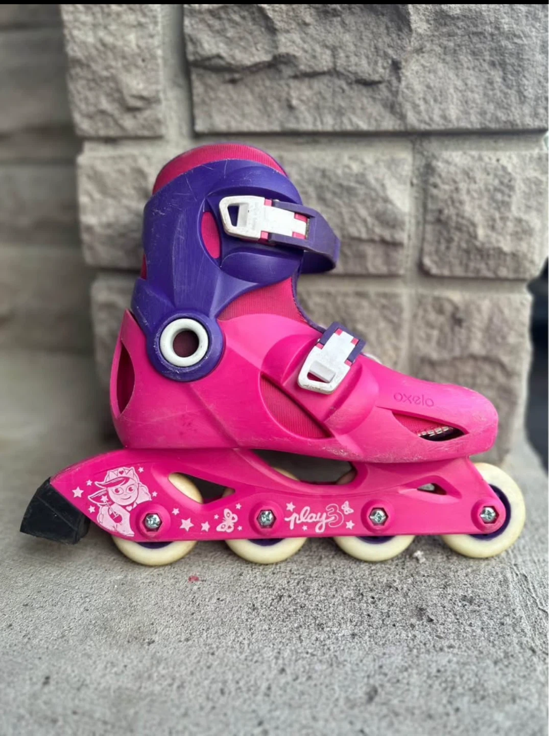Skates -