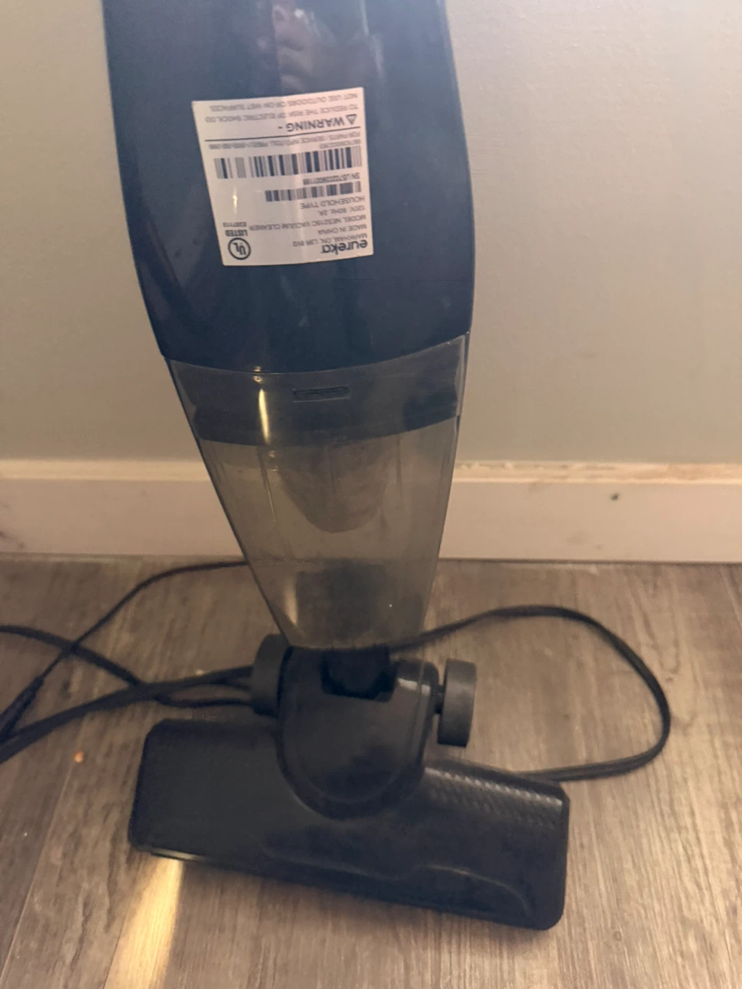 Eureka NES215C Stick Vacuum Cleaner - photo 5