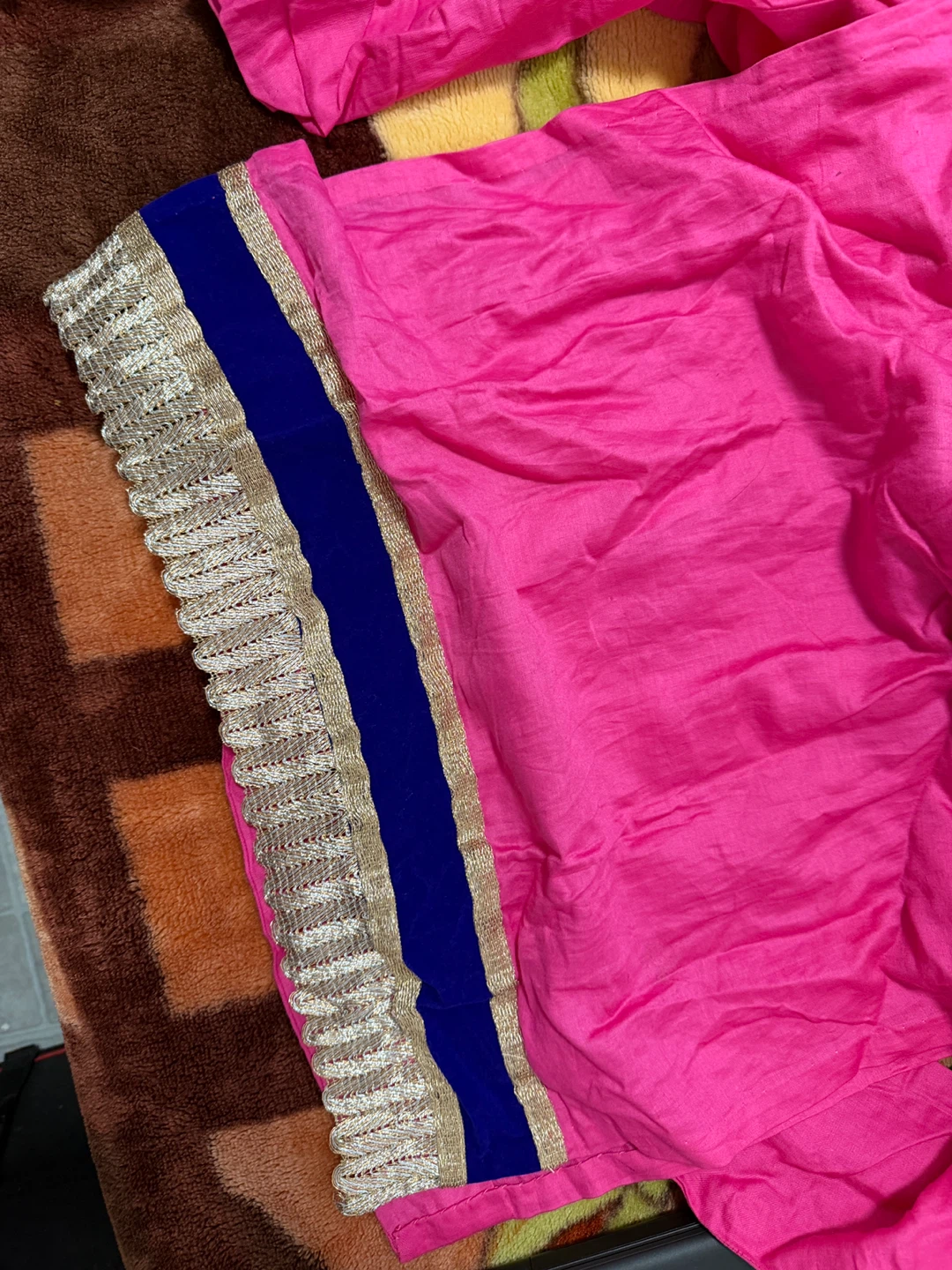 Pink Kurti with Blue and Gold Embroidery - photo 2