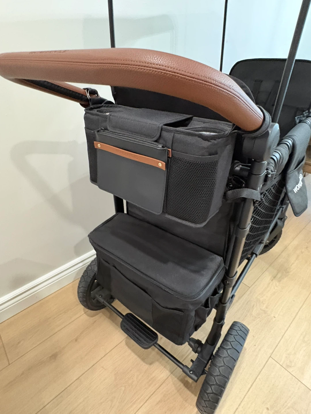 W2 Luxe Double Stroller Wagon - Volcanic Black - photo 2