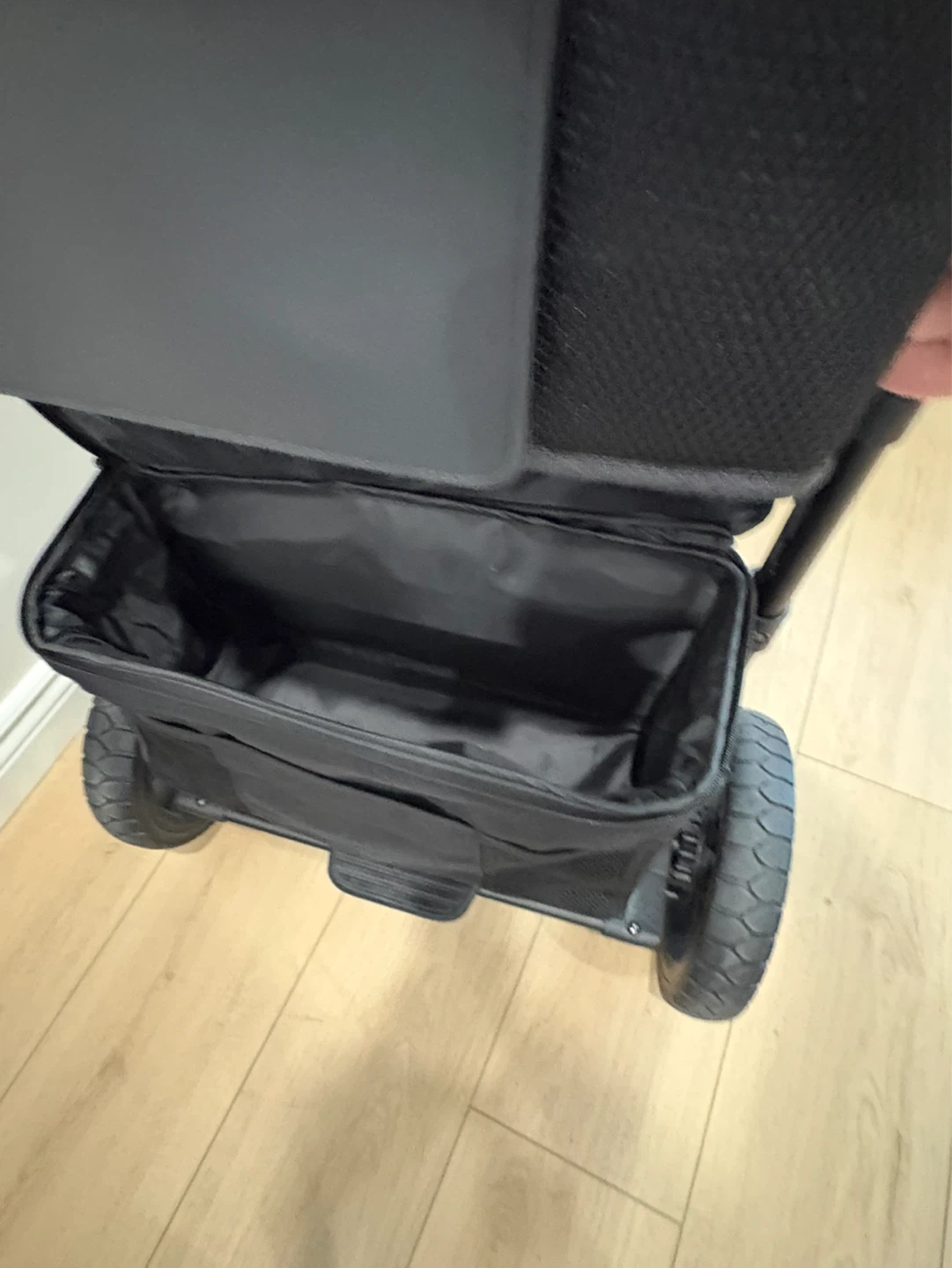 W2 Luxe Double Stroller Wagon - Volcanic Black - photo 4