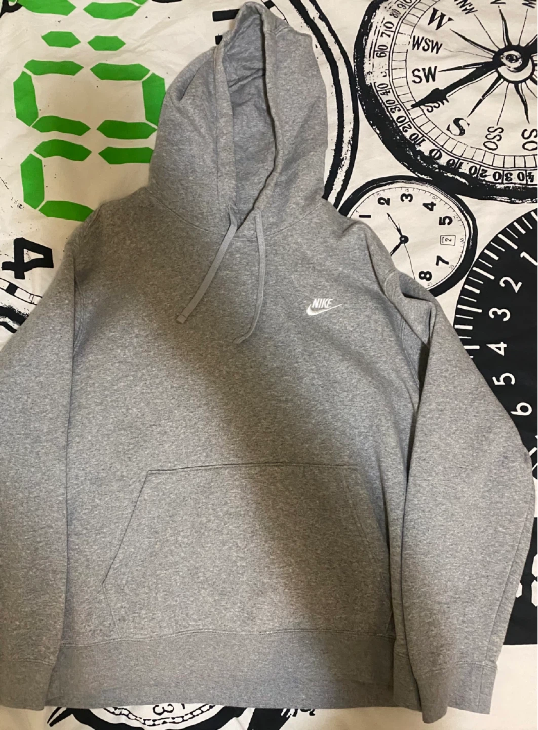 Nike Light Grey Hoodie and Pants Set