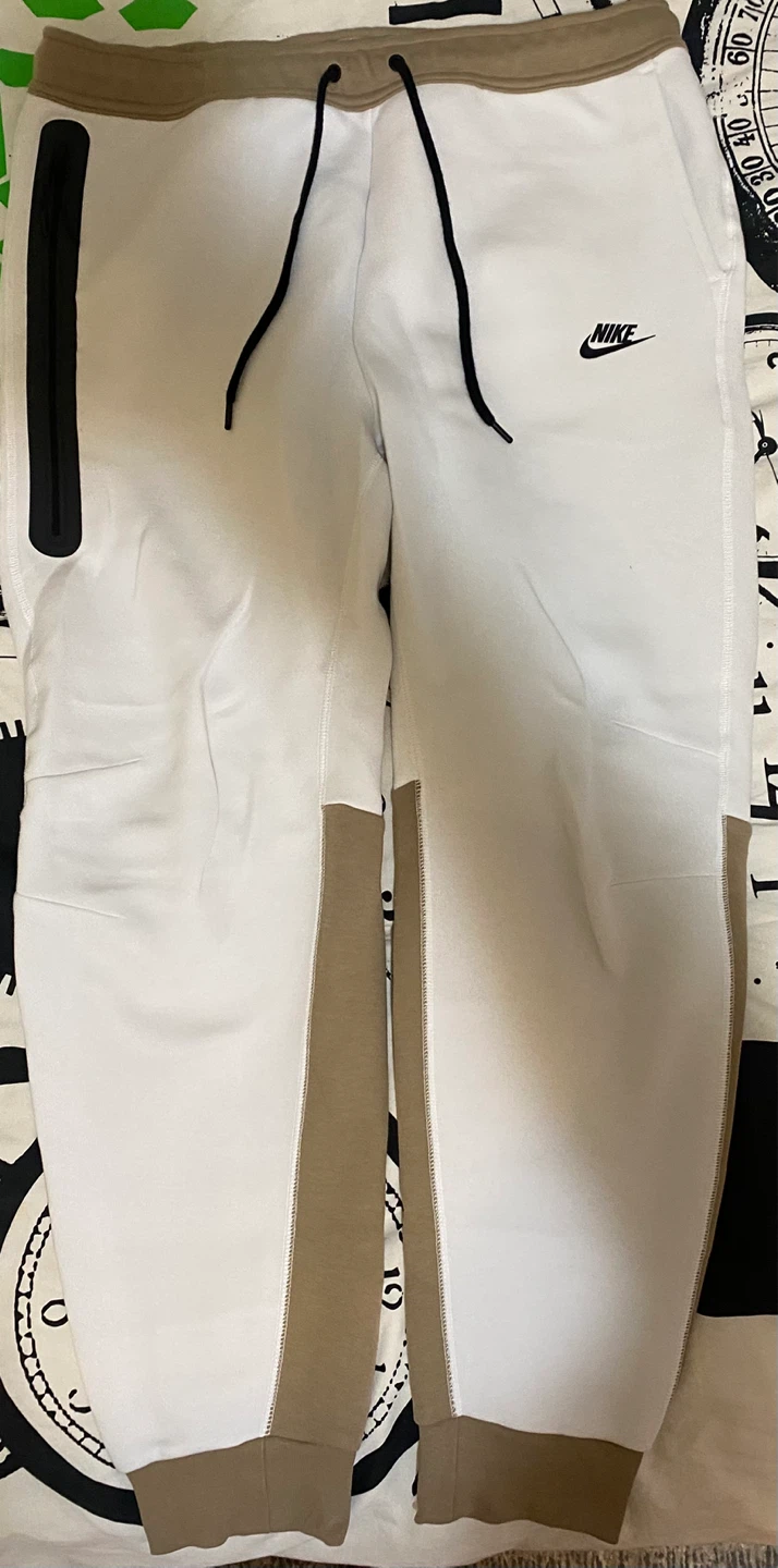 Nike Tech Khaki (White/Brown) Sweatpants