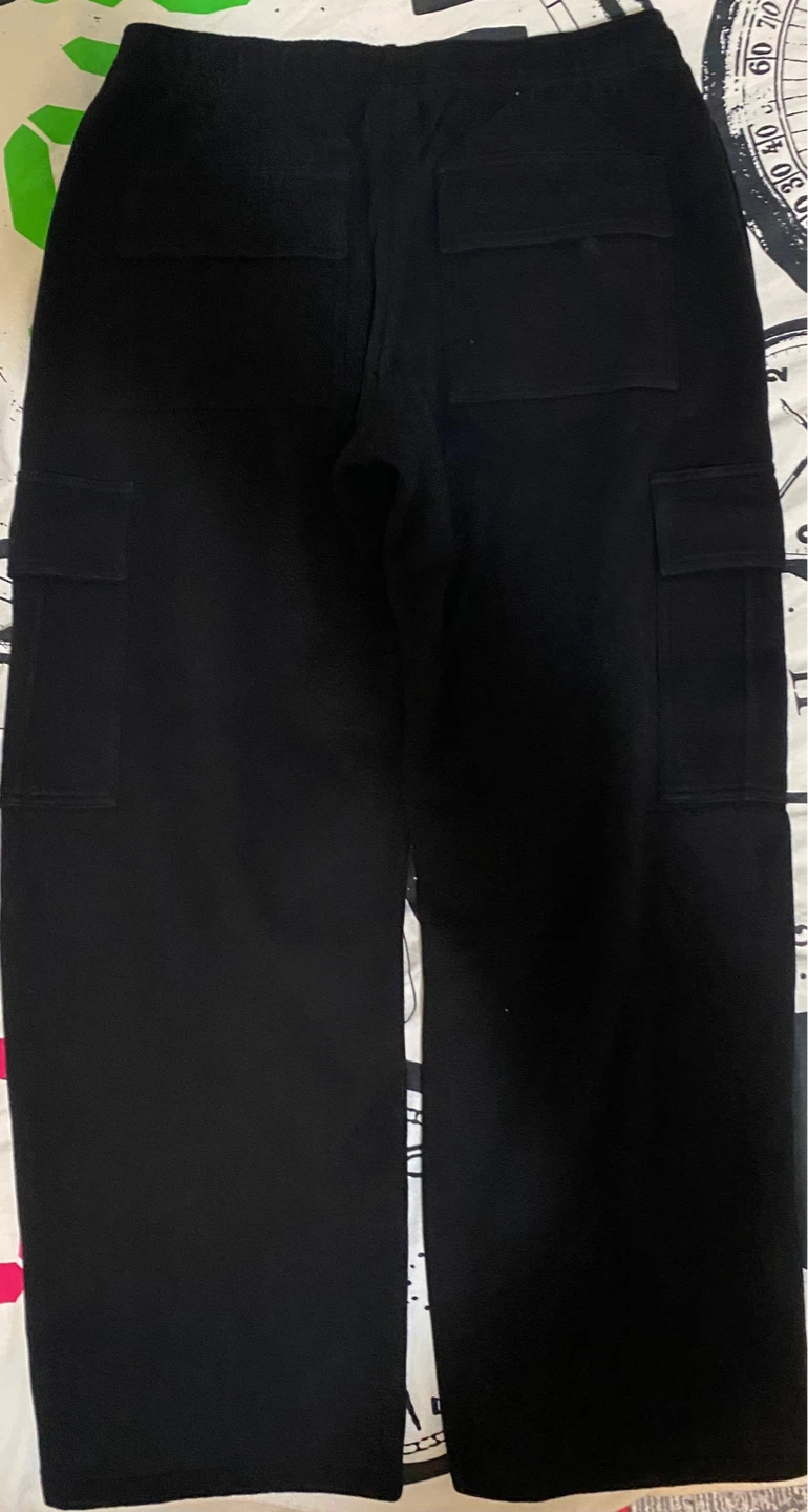 ARITZIA Black Cargo Sweatpants - photo 2