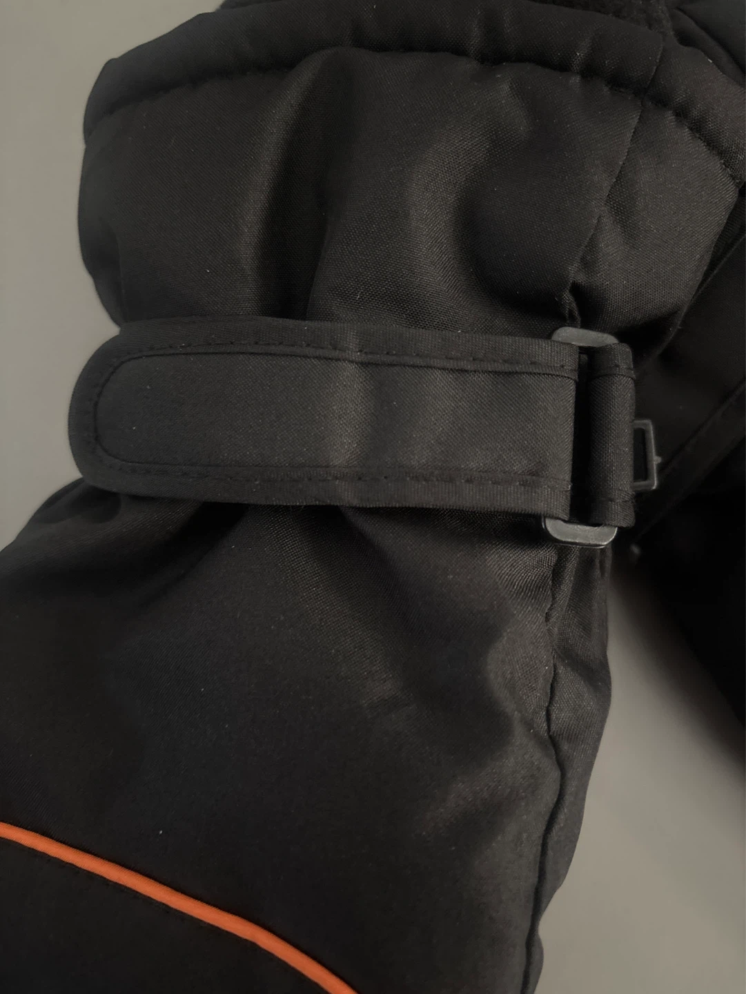 New Black Winter Gloves with Orange Trim - photo 4