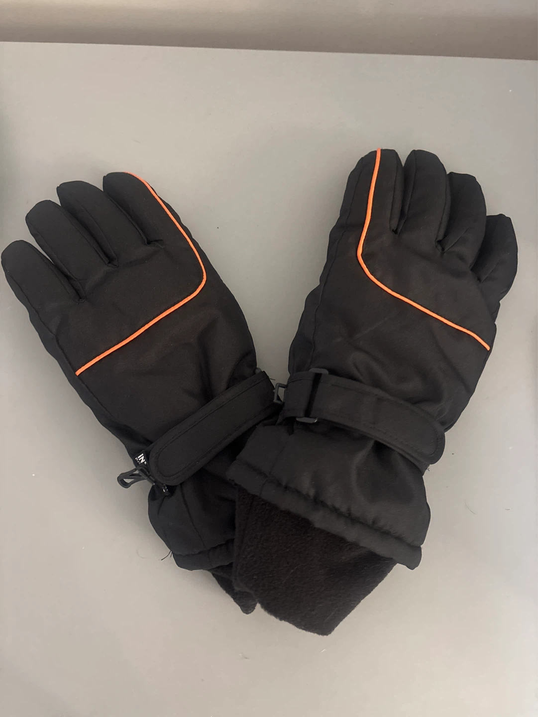 New Black Winter Gloves with Orange Trim - photo 2