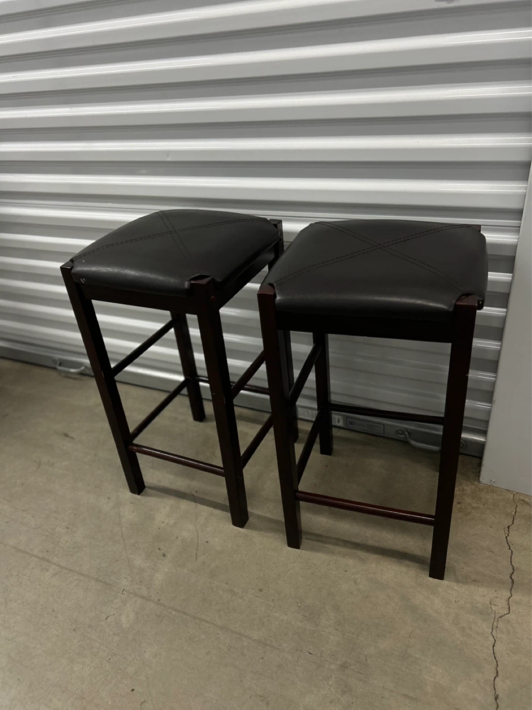 Set of 2 Dark Brown Bar Stools