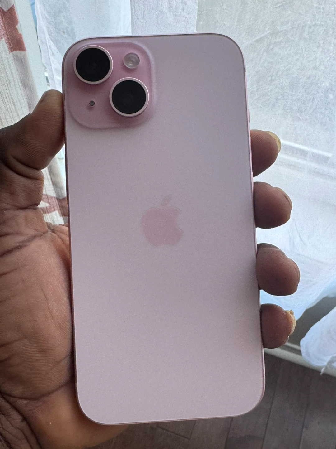 iPhone 15 128GB