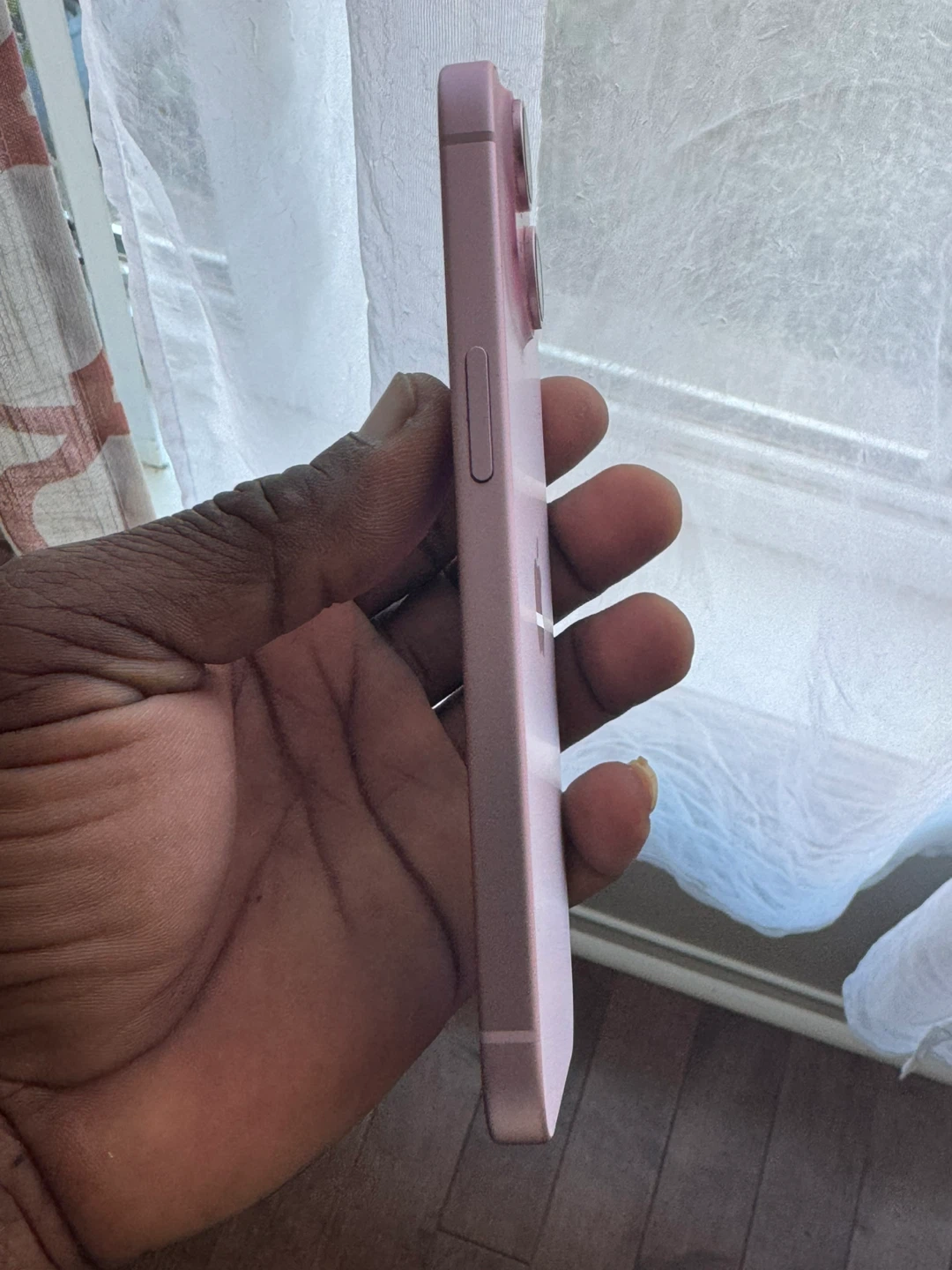 iPhone 15 128GB - photo 4