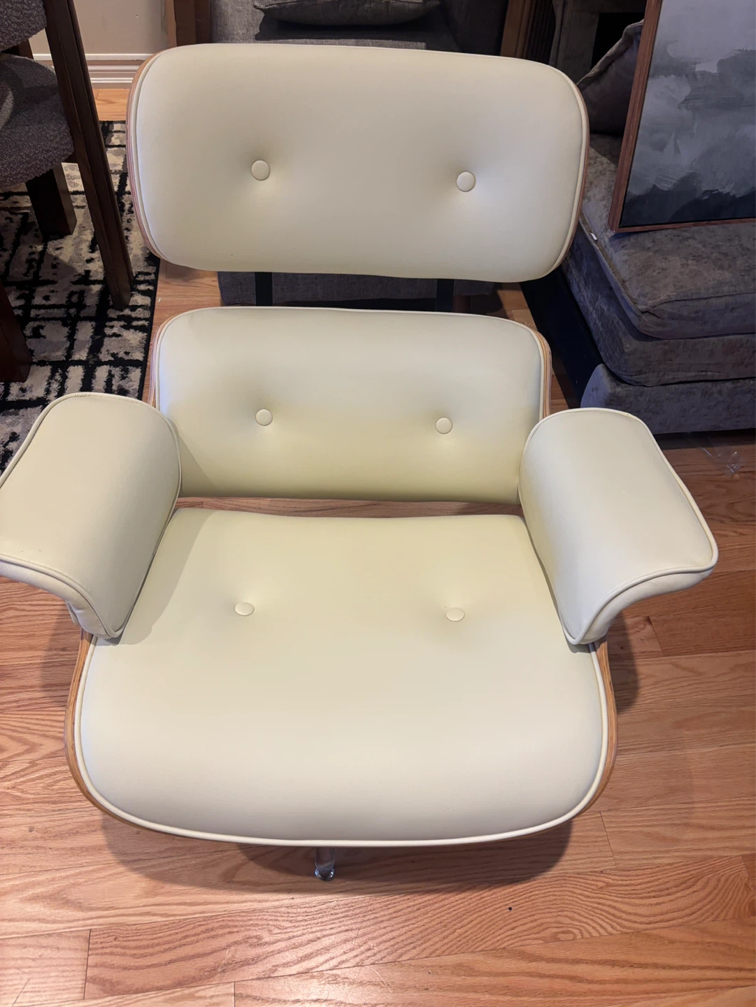 Cream Leather Lounge Chair