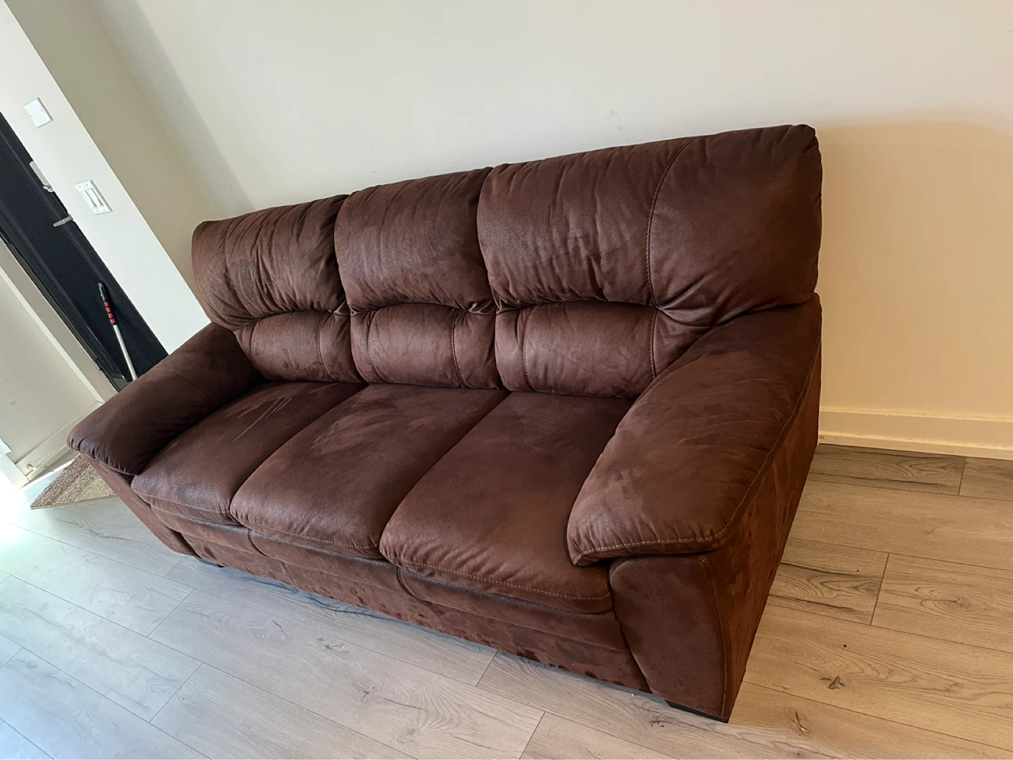 Leons Sofa - photo 4