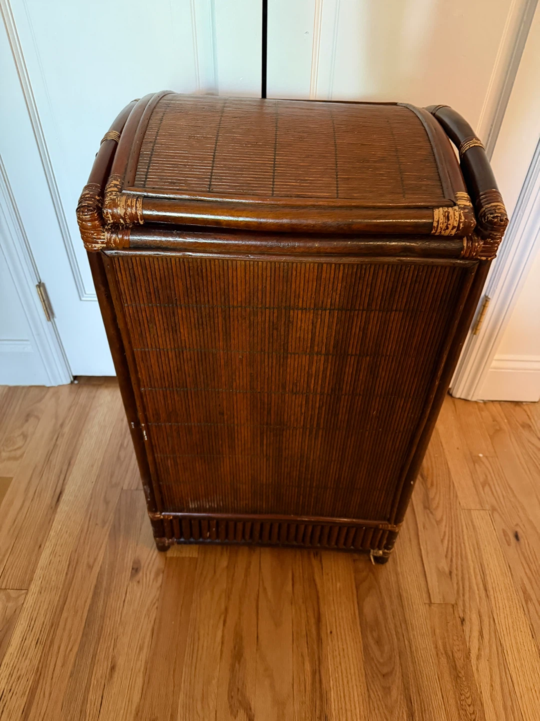 Vintage Wicker Storage Trunk Hamper
