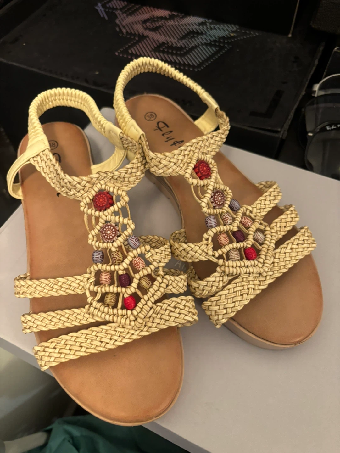 Like New Women’s Flyfor Sandals 7-7.5 US / 38
