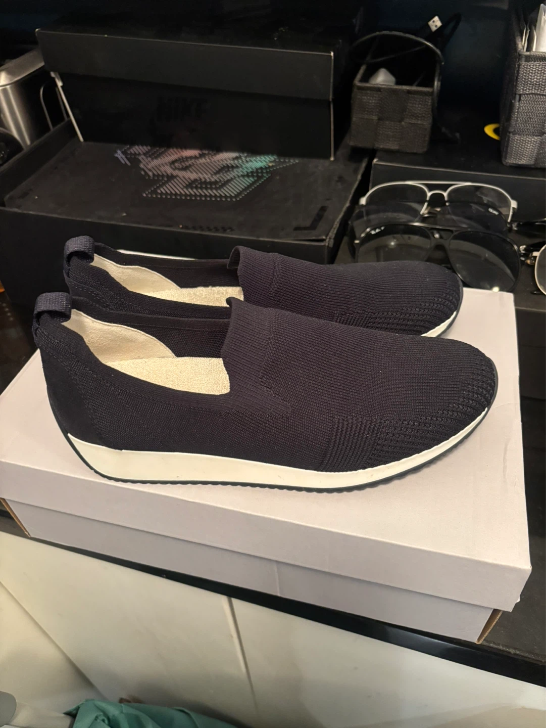 Women’s ARA Running Shoes 7US - photo 2