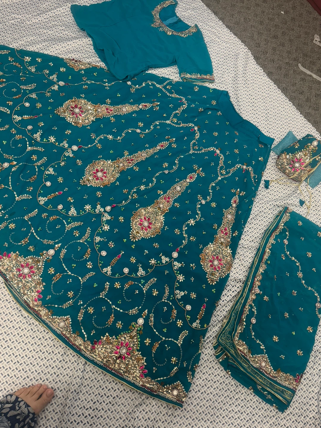 Teal Embroidered Lehenga Choli Dupatta Set with Bag - photo 5