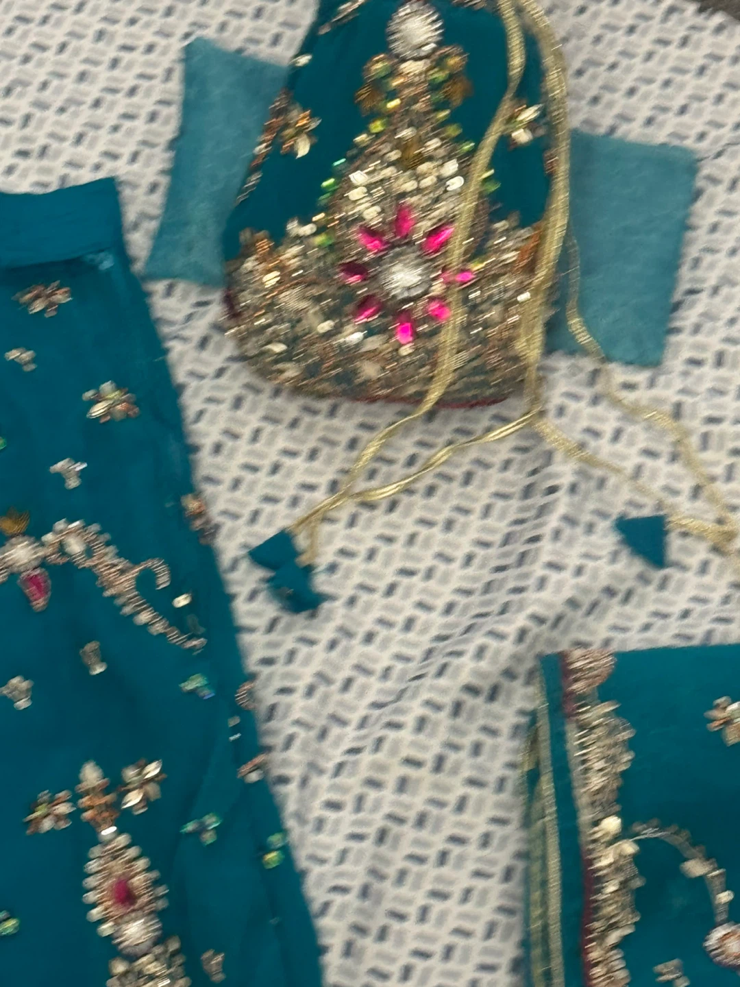 Teal Embroidered Lehenga Choli Dupatta Set with Bag - photo 4
