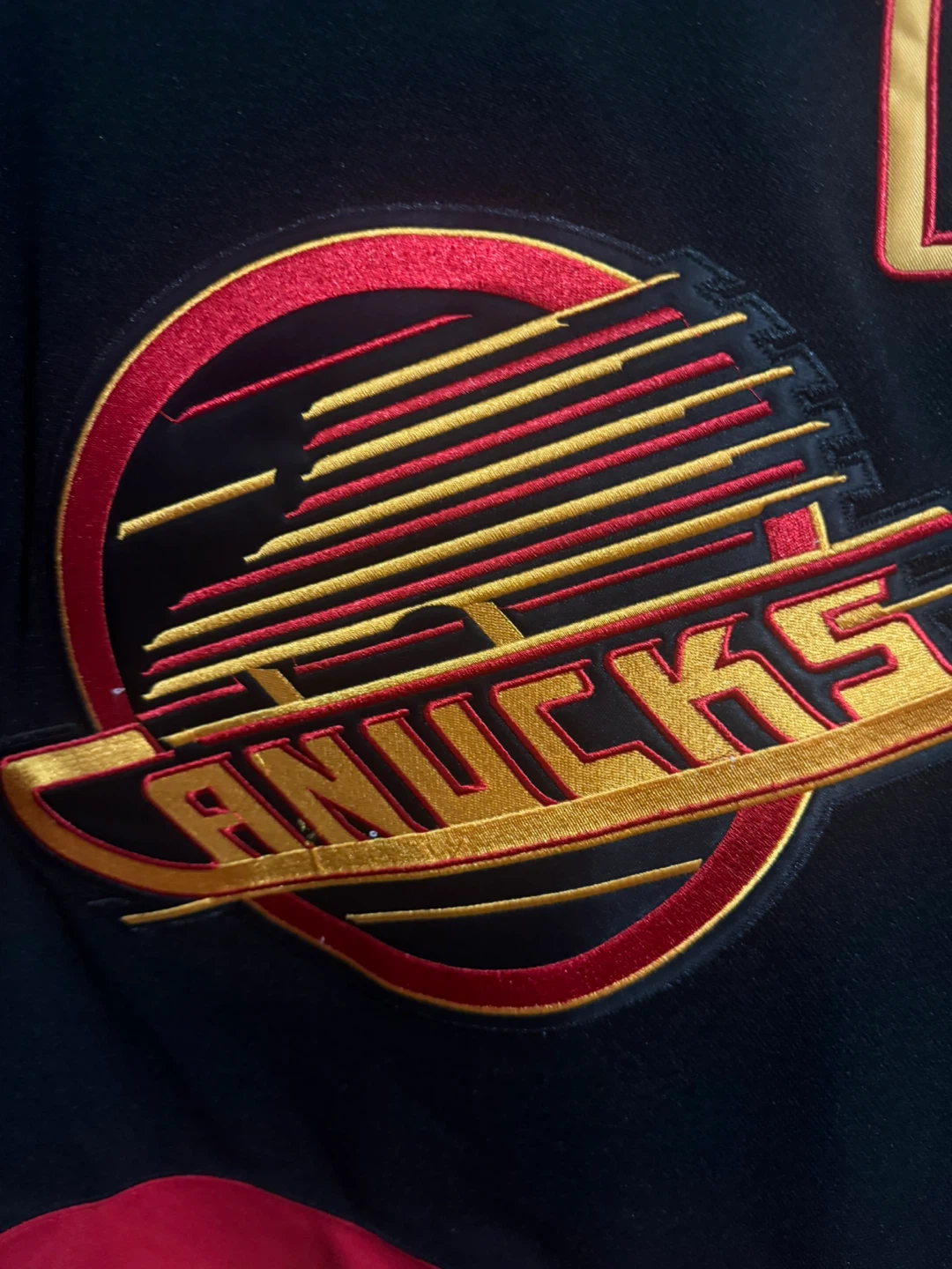 Vancouver Canucks Hughes #43 Hockey Jersey - photo 2