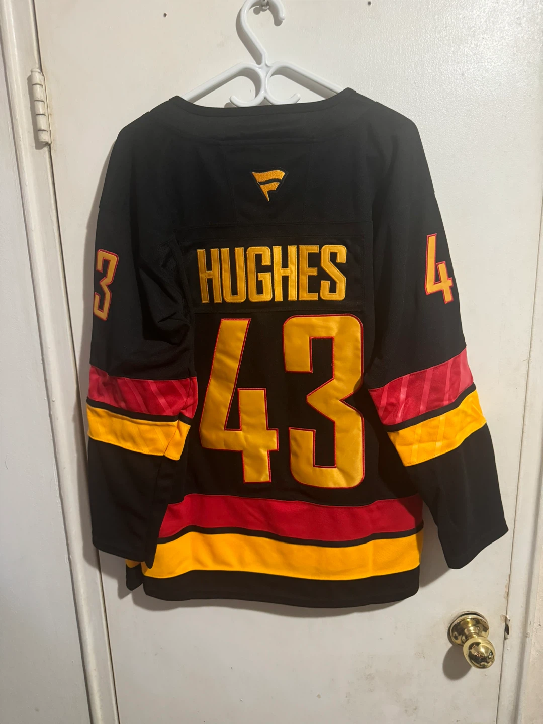 Vancouver Canucks Hughes #43 Hockey Jersey - photo 4