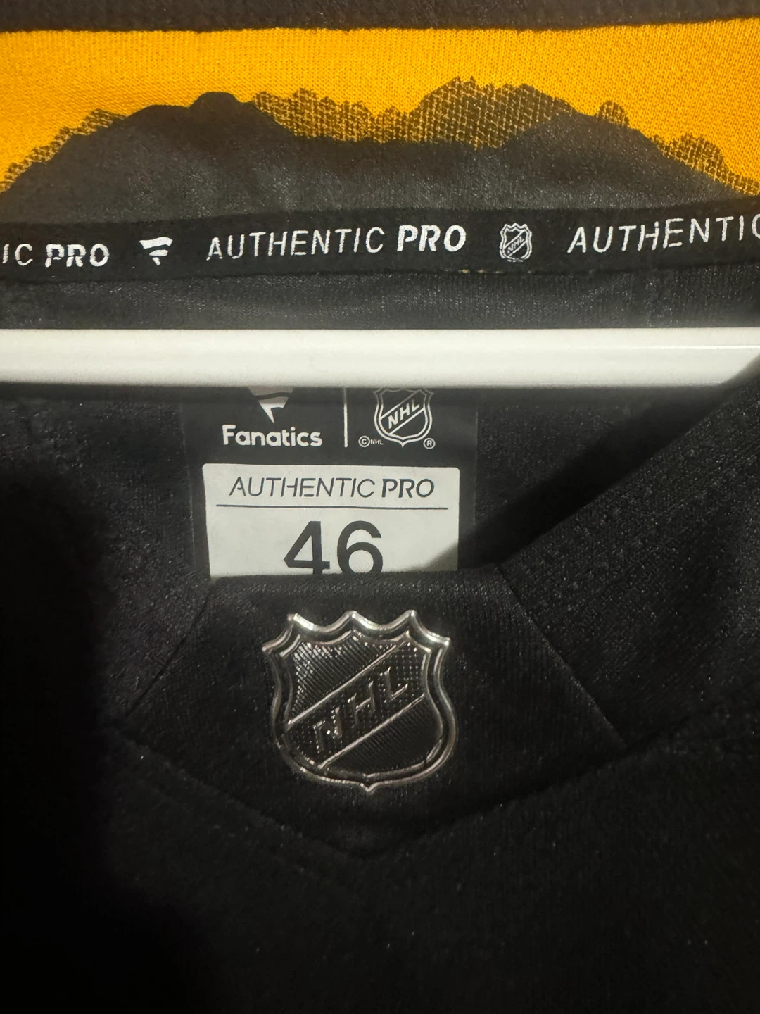 Vancouver Canucks Hughes #43 Hockey Jersey - photo 3