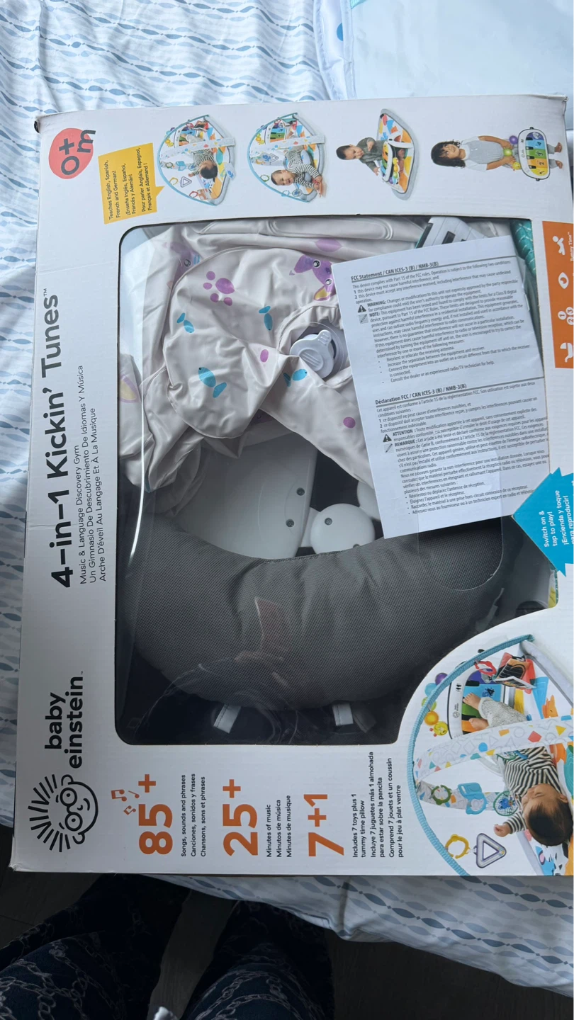 Newborn baby stuff - photo 4