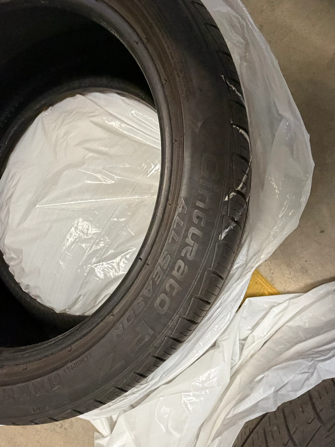 1 Pirelli Cinturato P7 RunFlat Tire -225/45R18