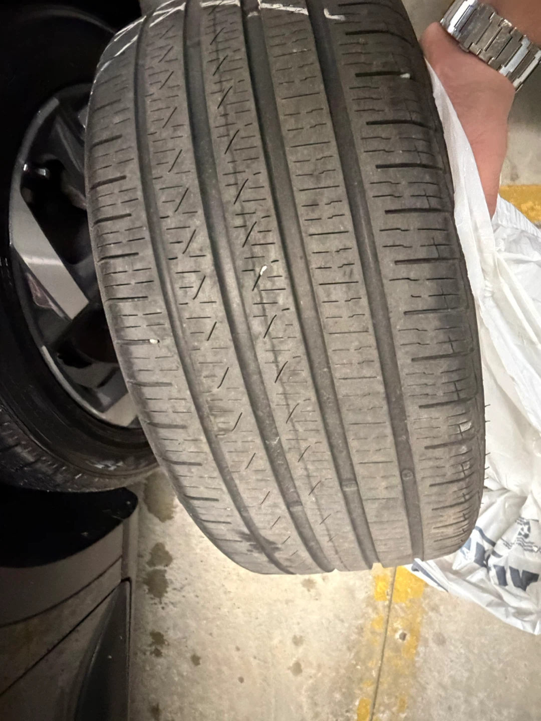 1 Pirelli Cinturato P7 RunFlat Tire -225/45R18 - photo 5