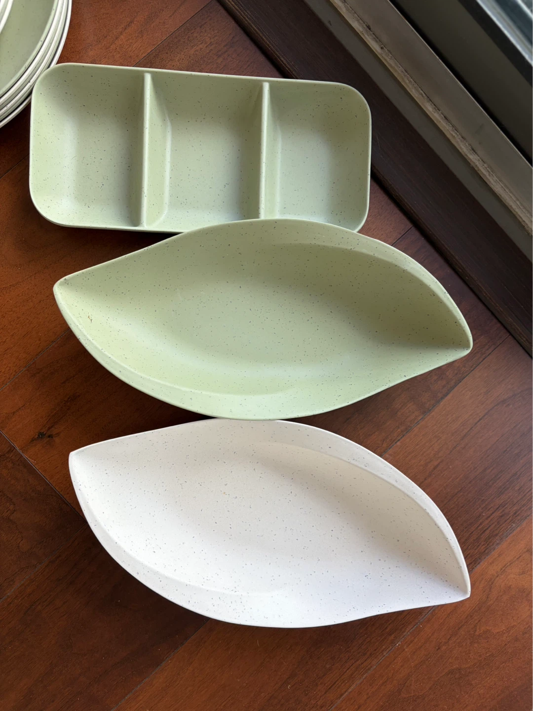 Speckled Stone Looking outdoor dinnerware 21 piece - photo 3