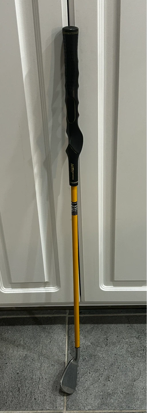 Momentus Golf Swing Trainer 40 oz Weighted Practice Club