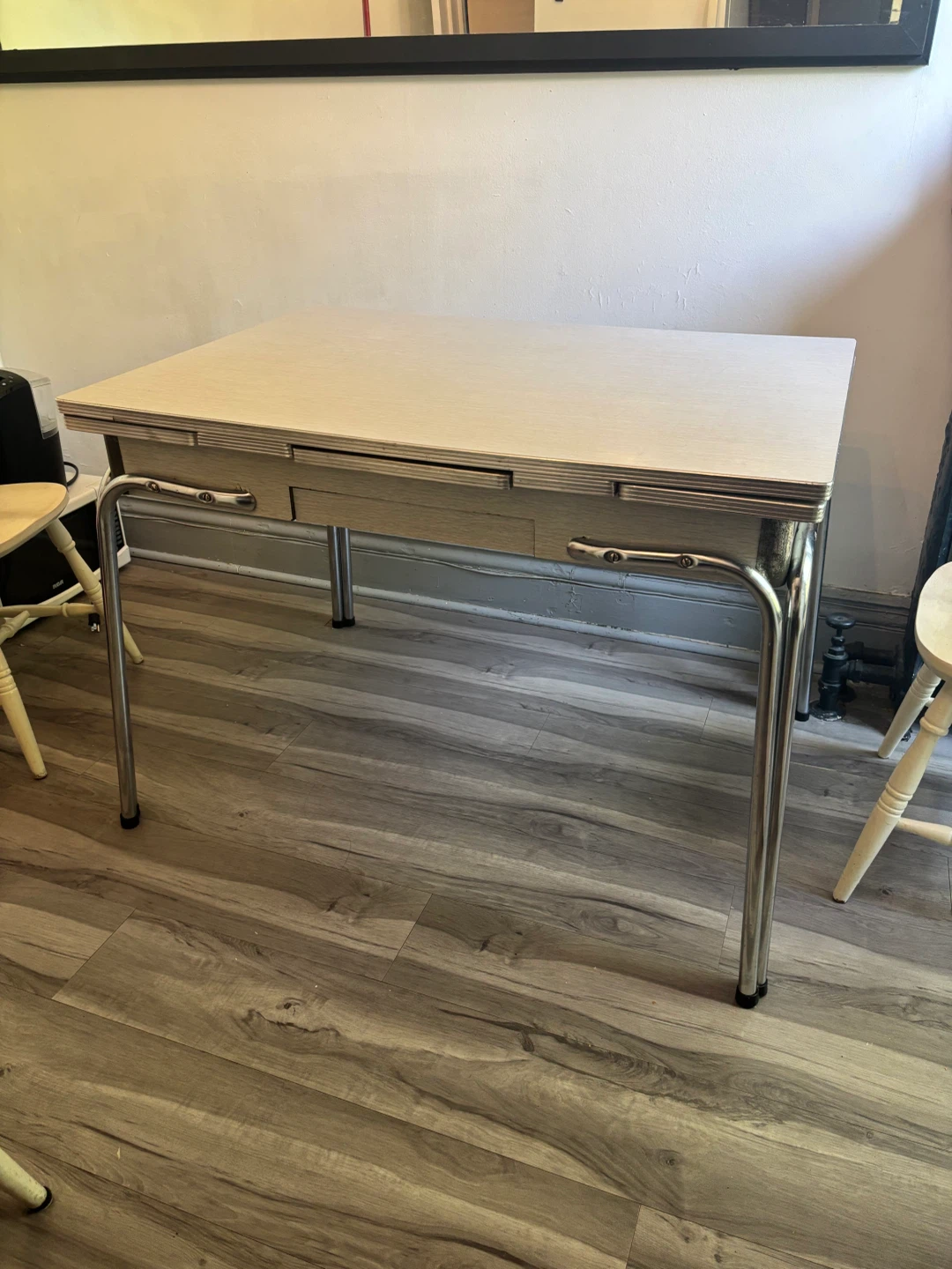 vintage arborite table