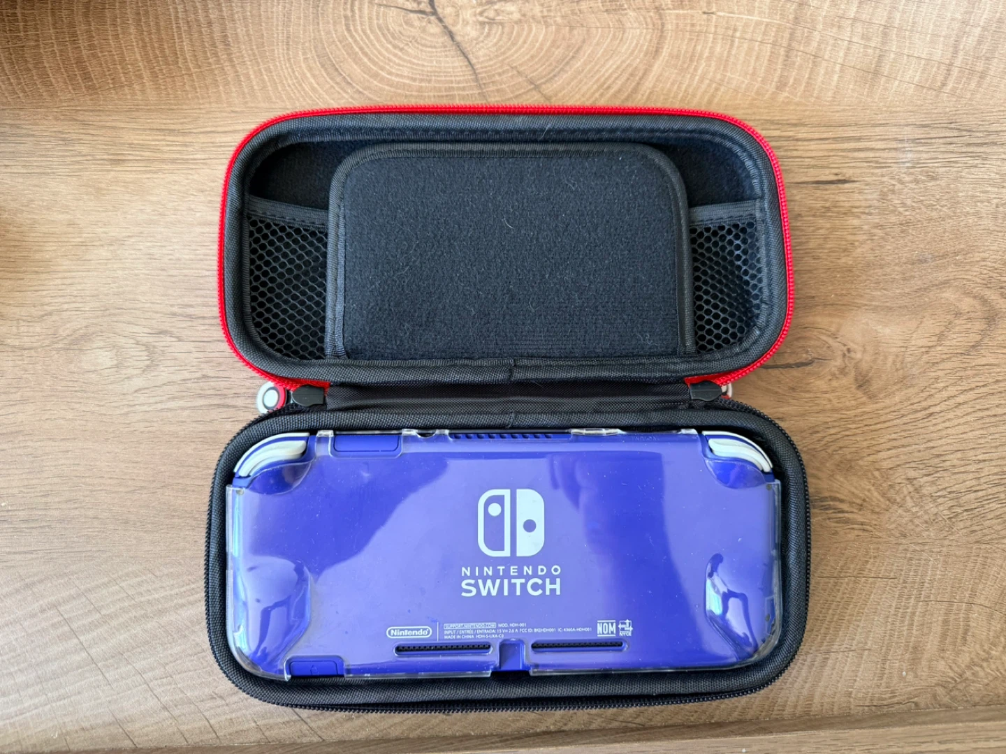 Nintendo Switch Lite with two Pokemon games - photo 3