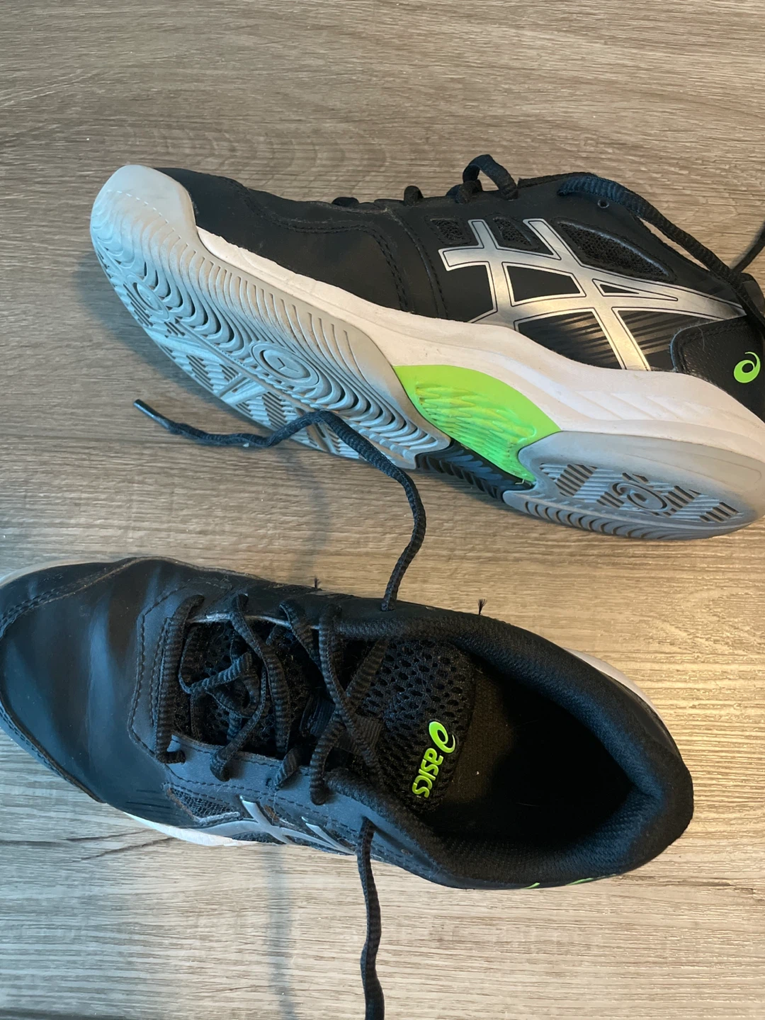 ASICS Kids Tennis Shoes - Size 4 1/2