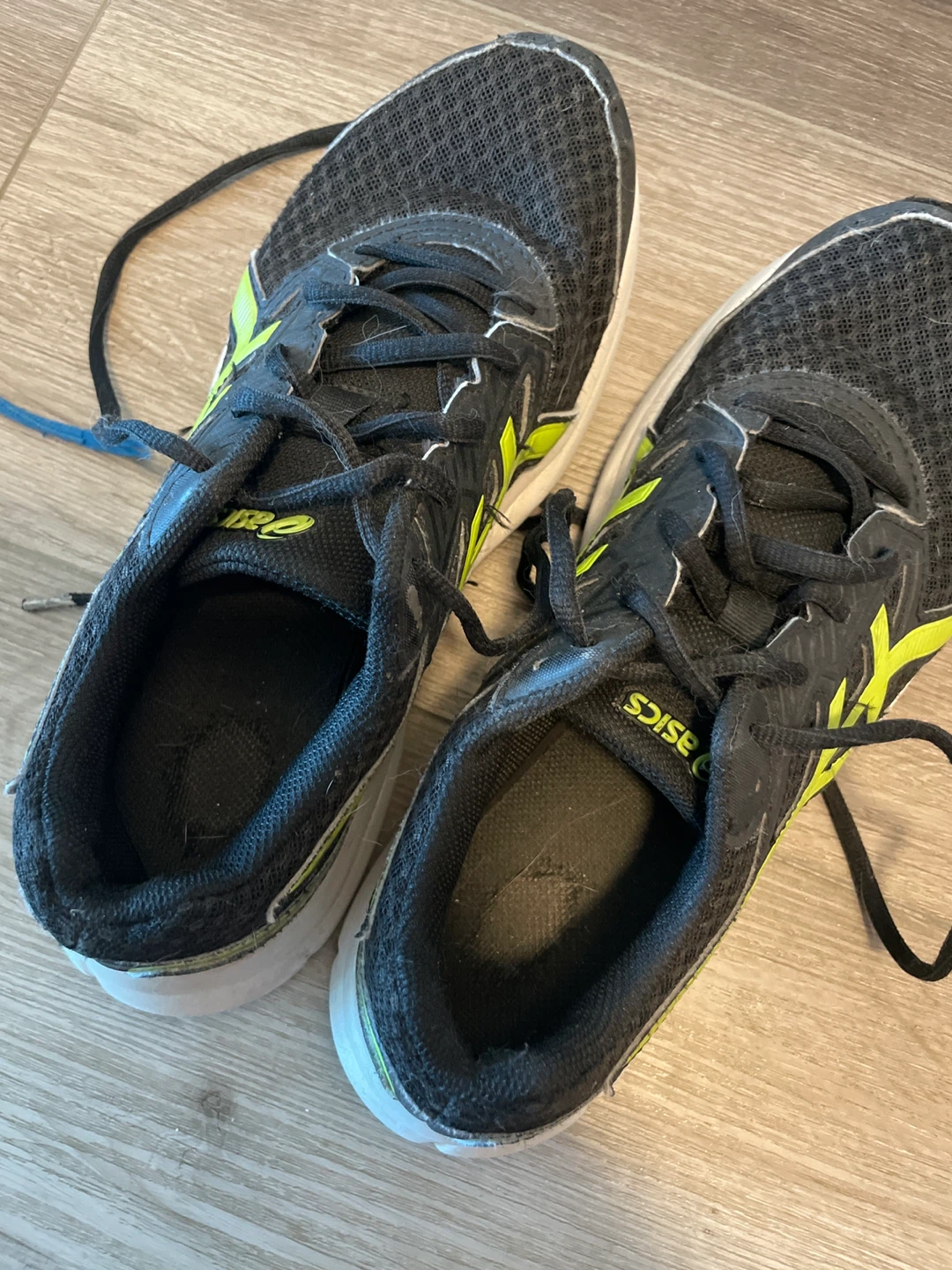 ASICS Youth Black & Yellow Running Shoes