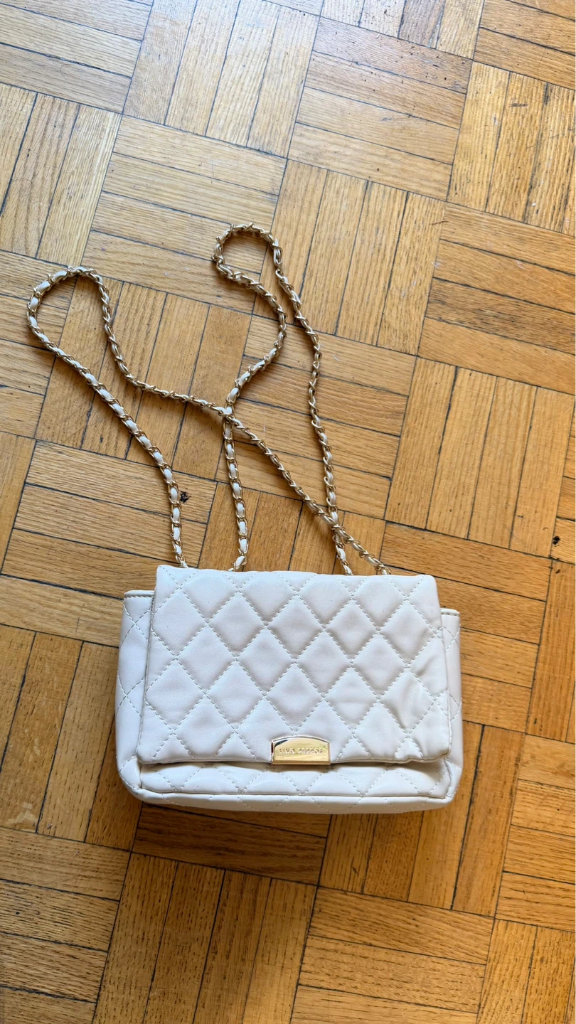 White Quilted Chain Shoulder Bag