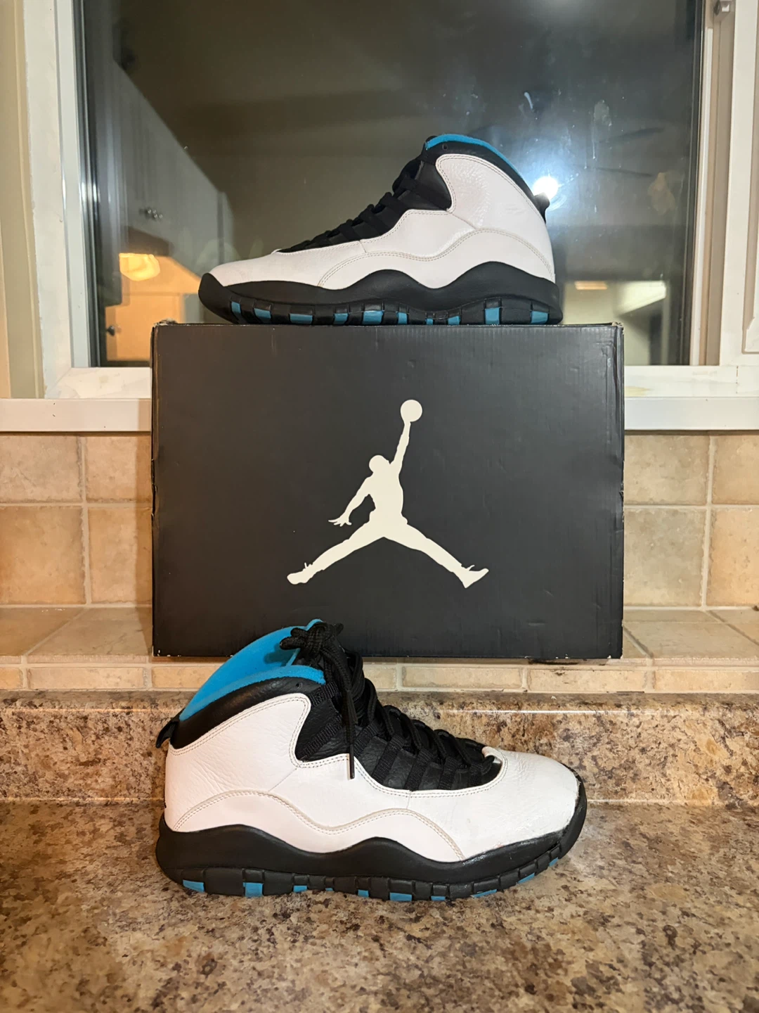 Air Jordan 10 Retro 'Jordan vs. Bird' Sneakers