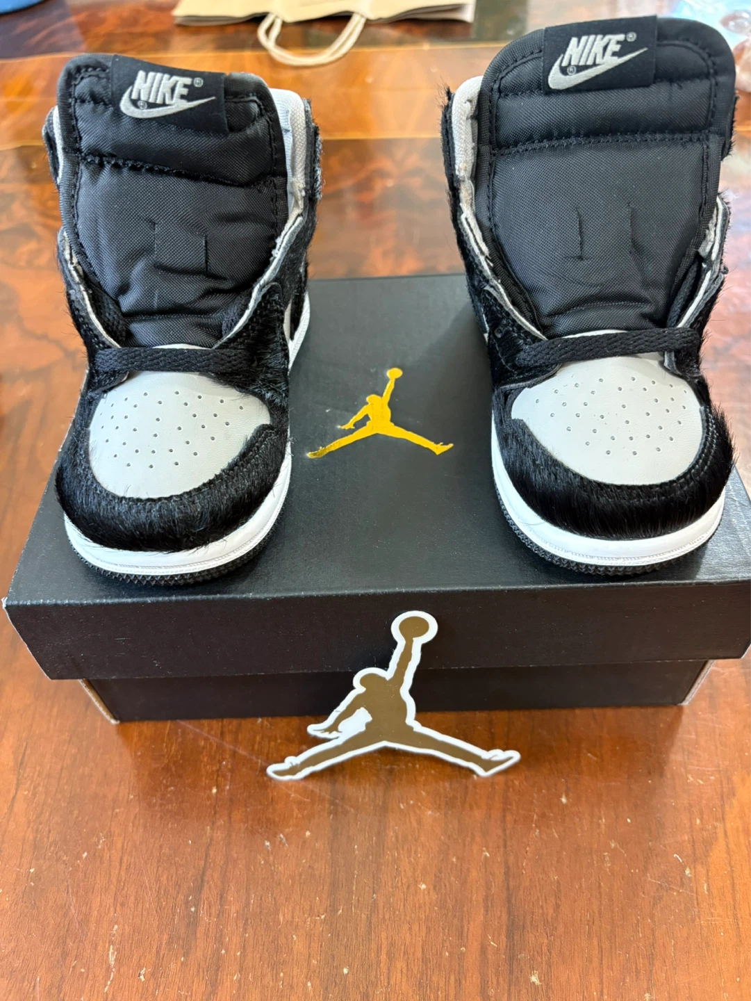Nike Air Jordan 1 Sneakers - Size 13cm (1-2 years old)