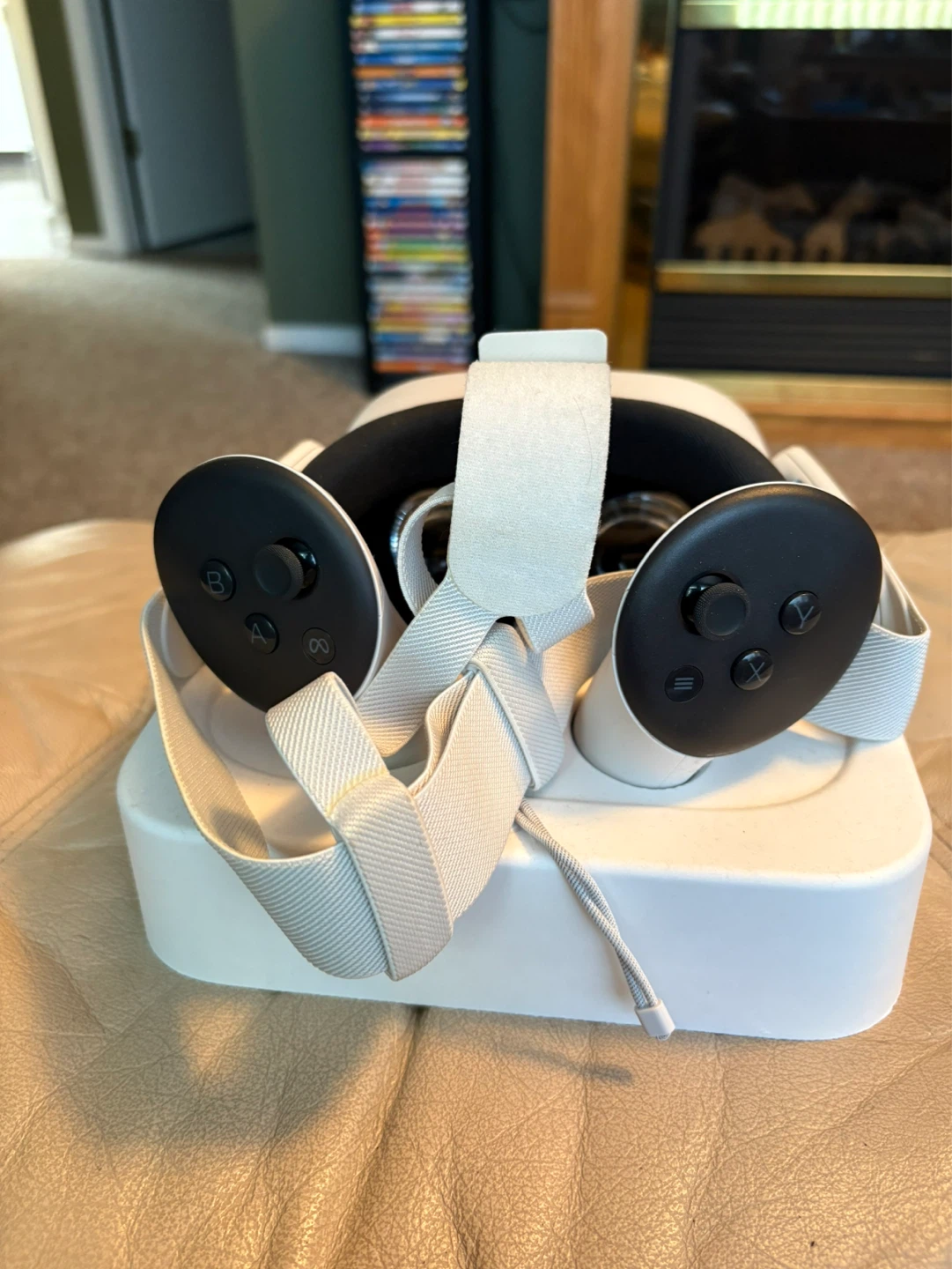 Meta Quest 3S VR Headset with Controllers - photo 3