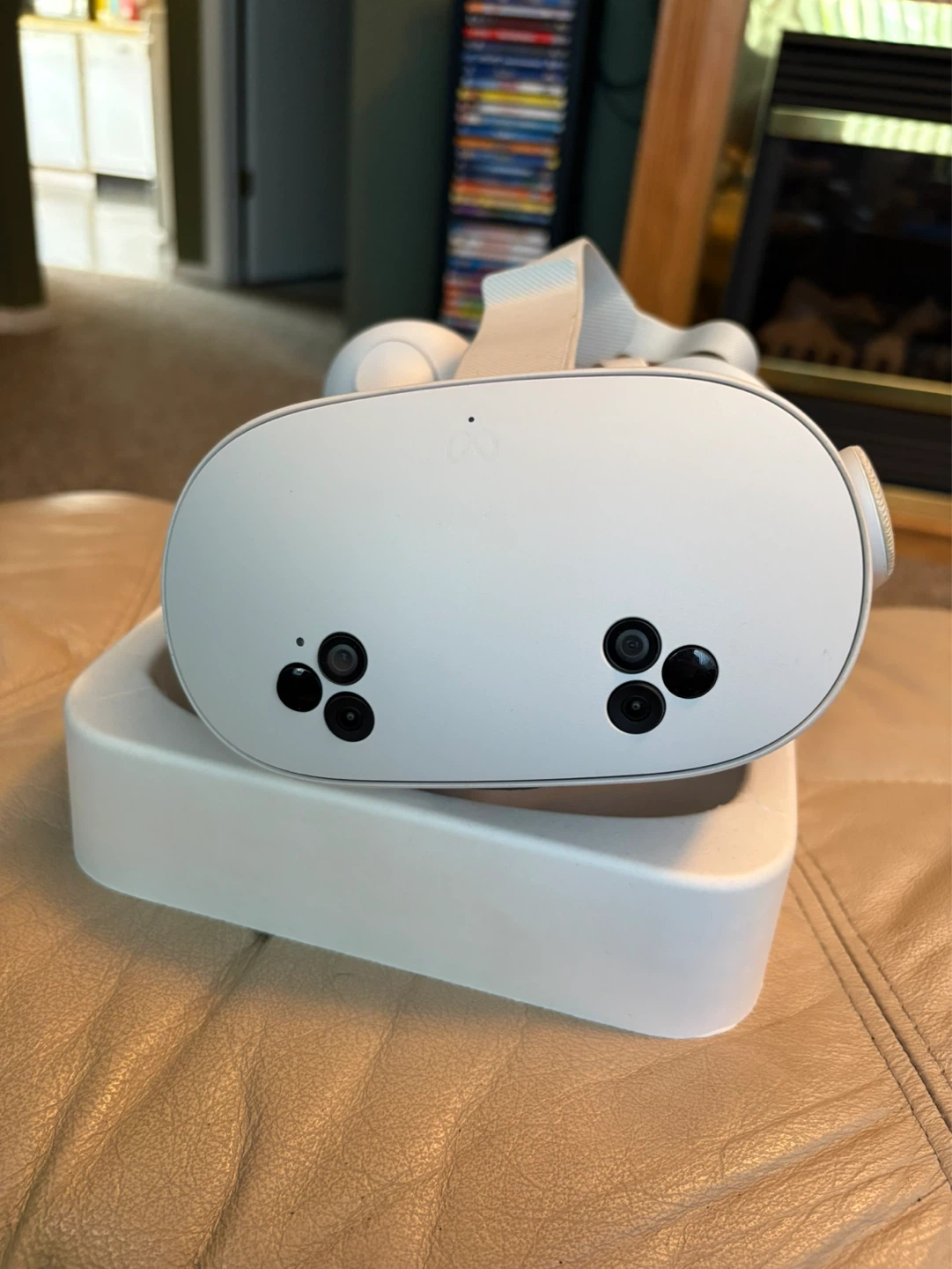 Meta Quest 3S VR Headset with Controllers - photo 2