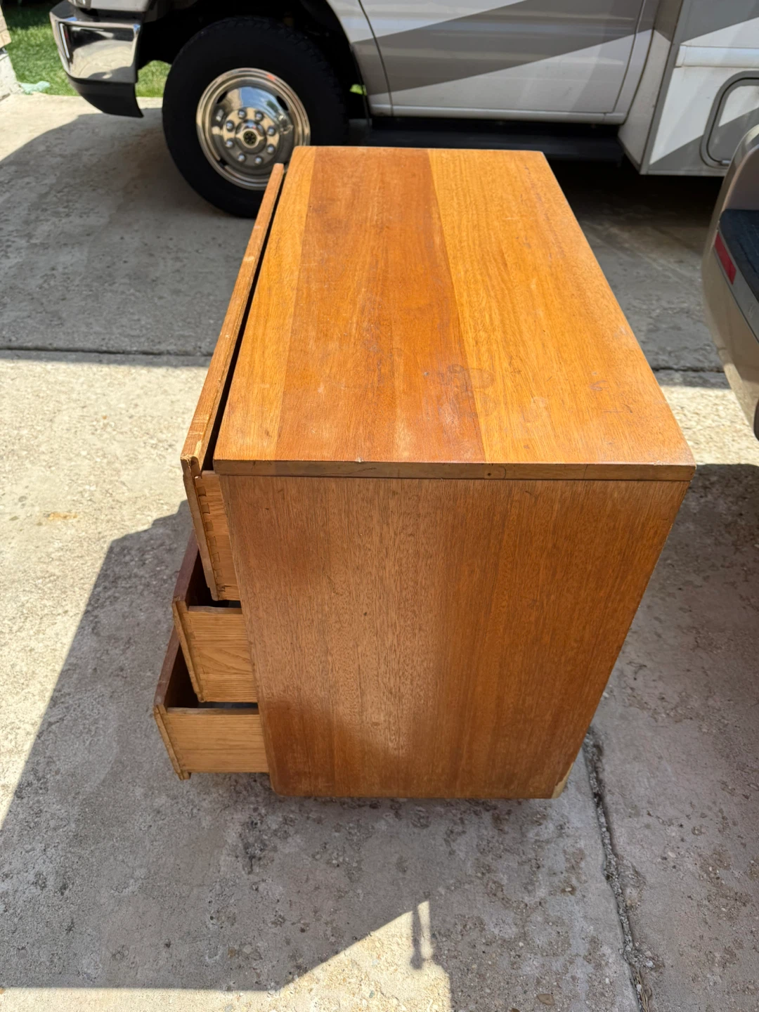 Vintage Wooden Dresser Chest - photo 5