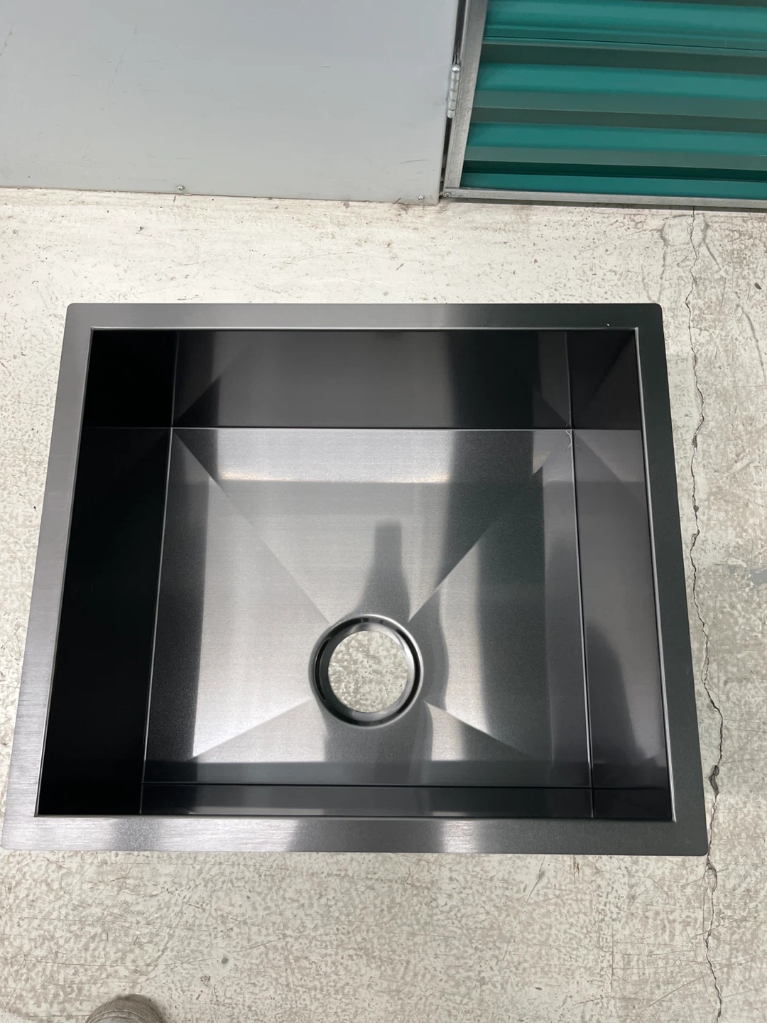 Swiss Madison SM-KU707B Black Stainless Steel Kitchen Sink - photo 4