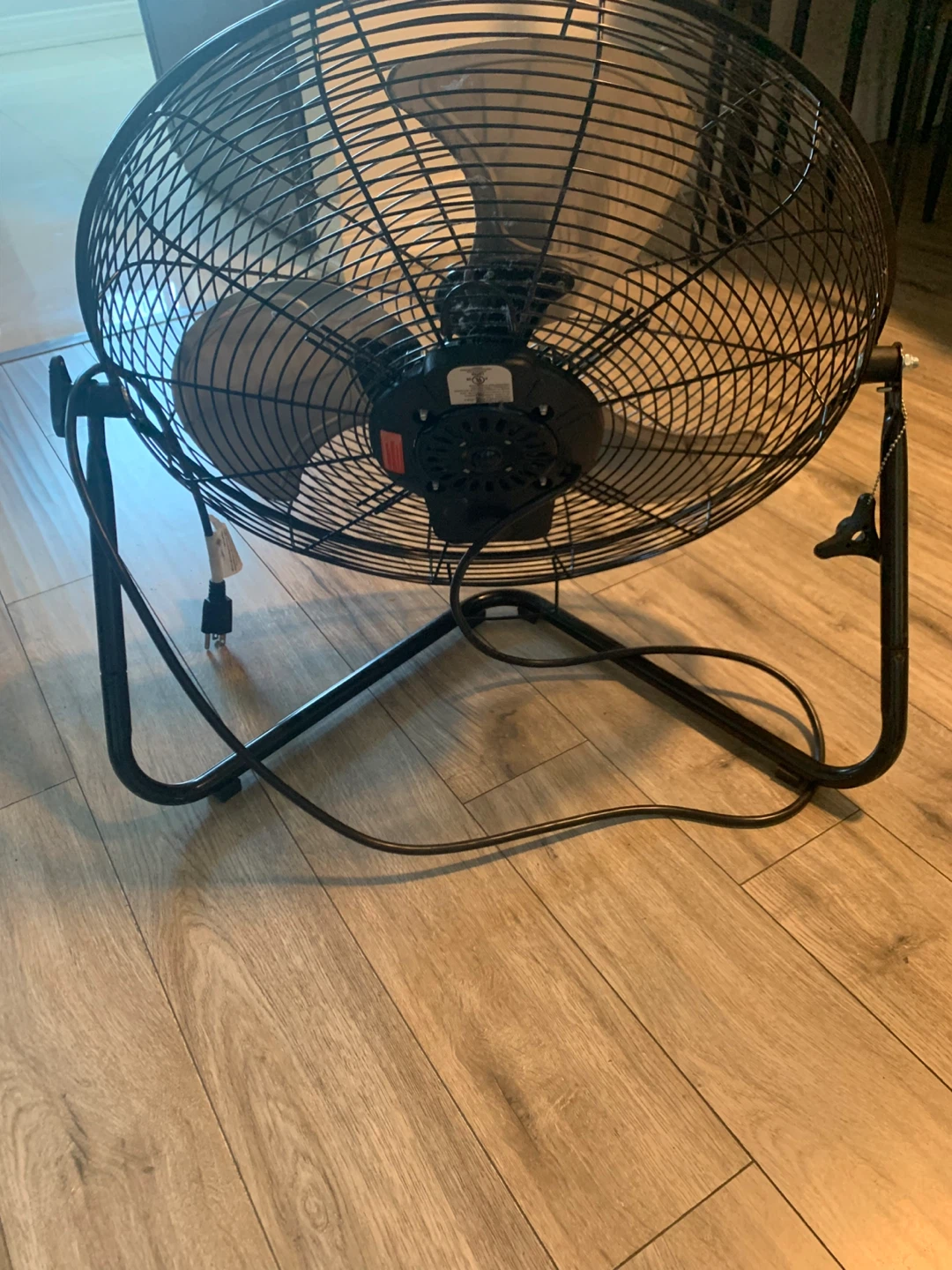 Commercial Electric 20" Black Floor Fan - photo 2