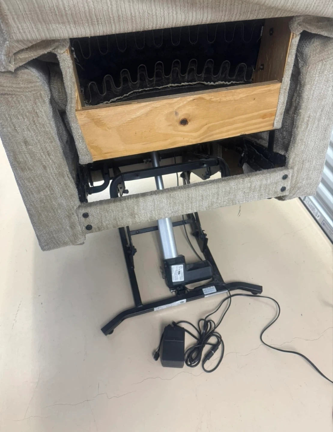Lift Recliner Chair - photo 3