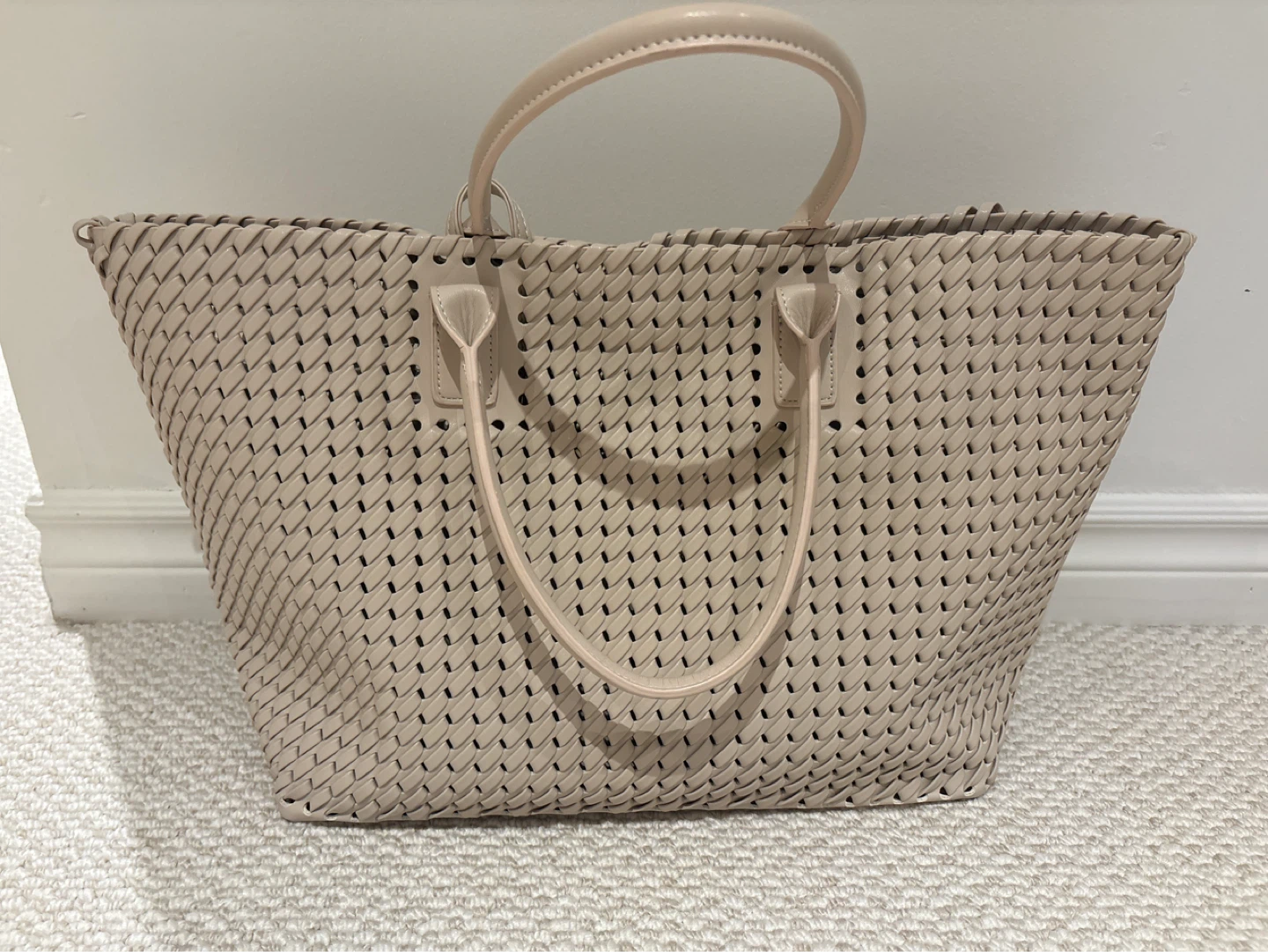 Woven Tote Bag with Pouch