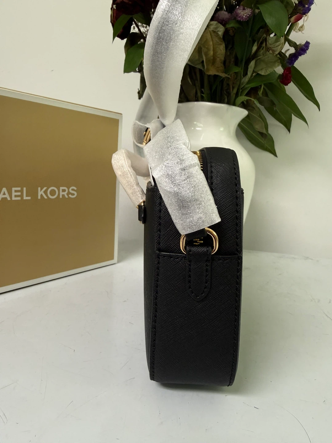 Michael Kors Black Leather Crossbody Bag - photo 4
