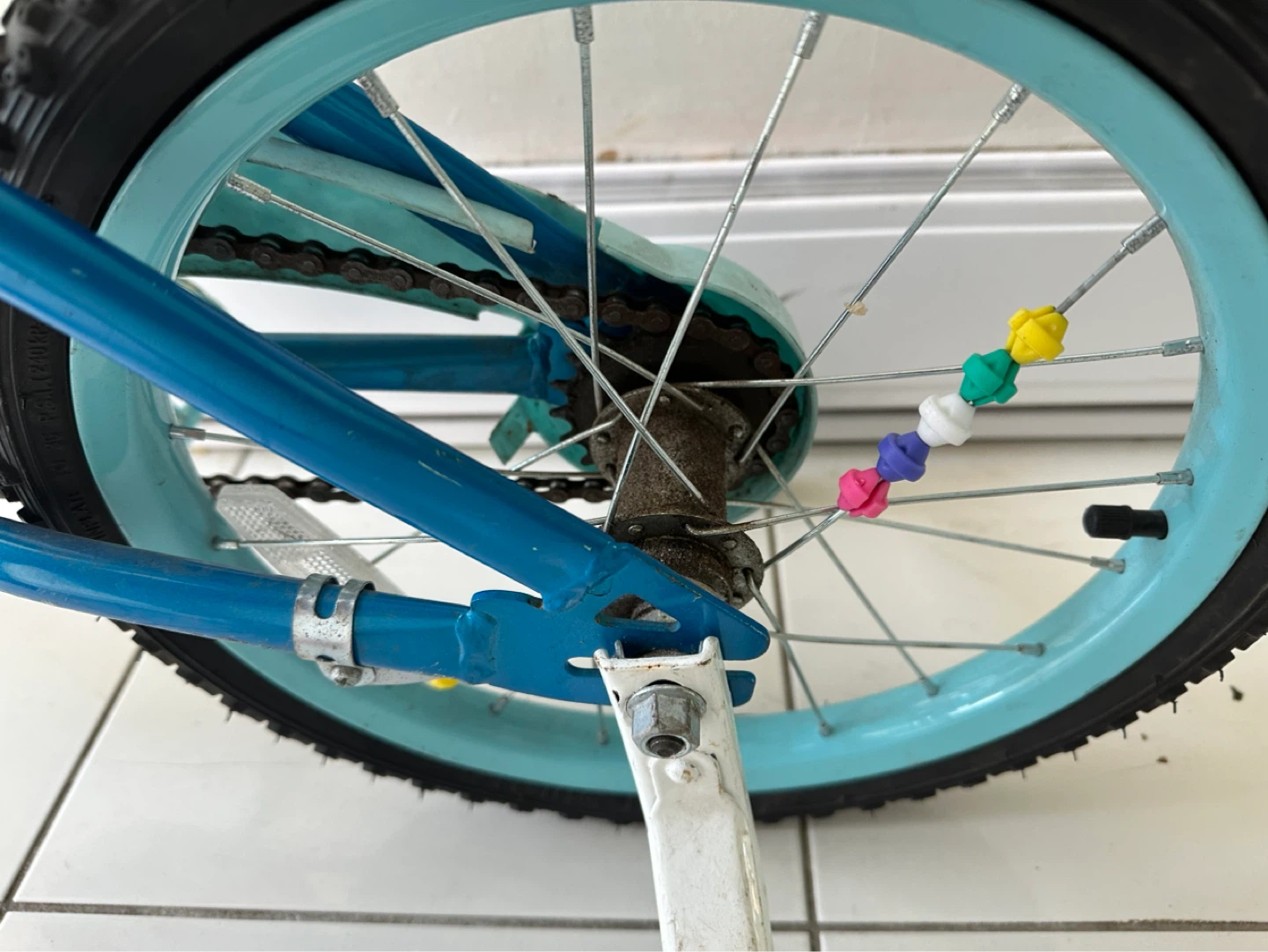 Kids' Bike with Elsa and Anna graphics 16” - photo 5