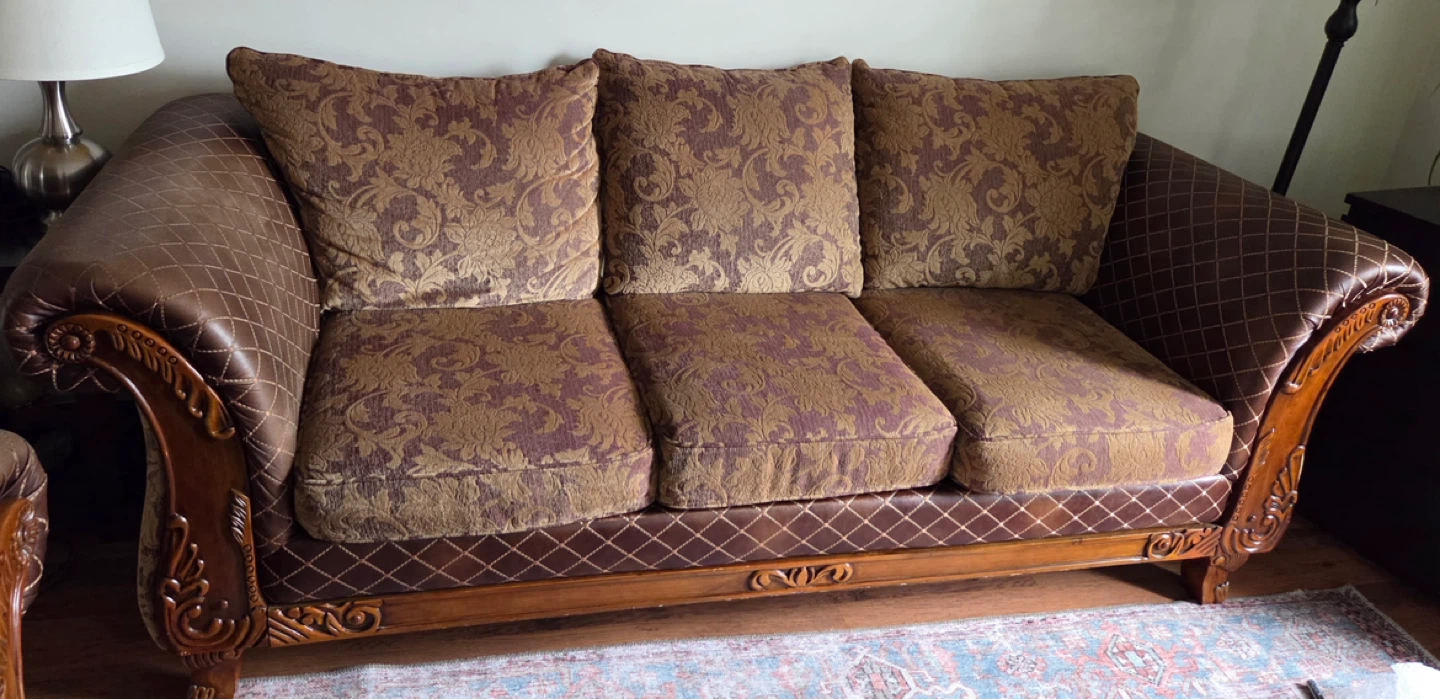 Traditional Sofa and Chair - photo 3