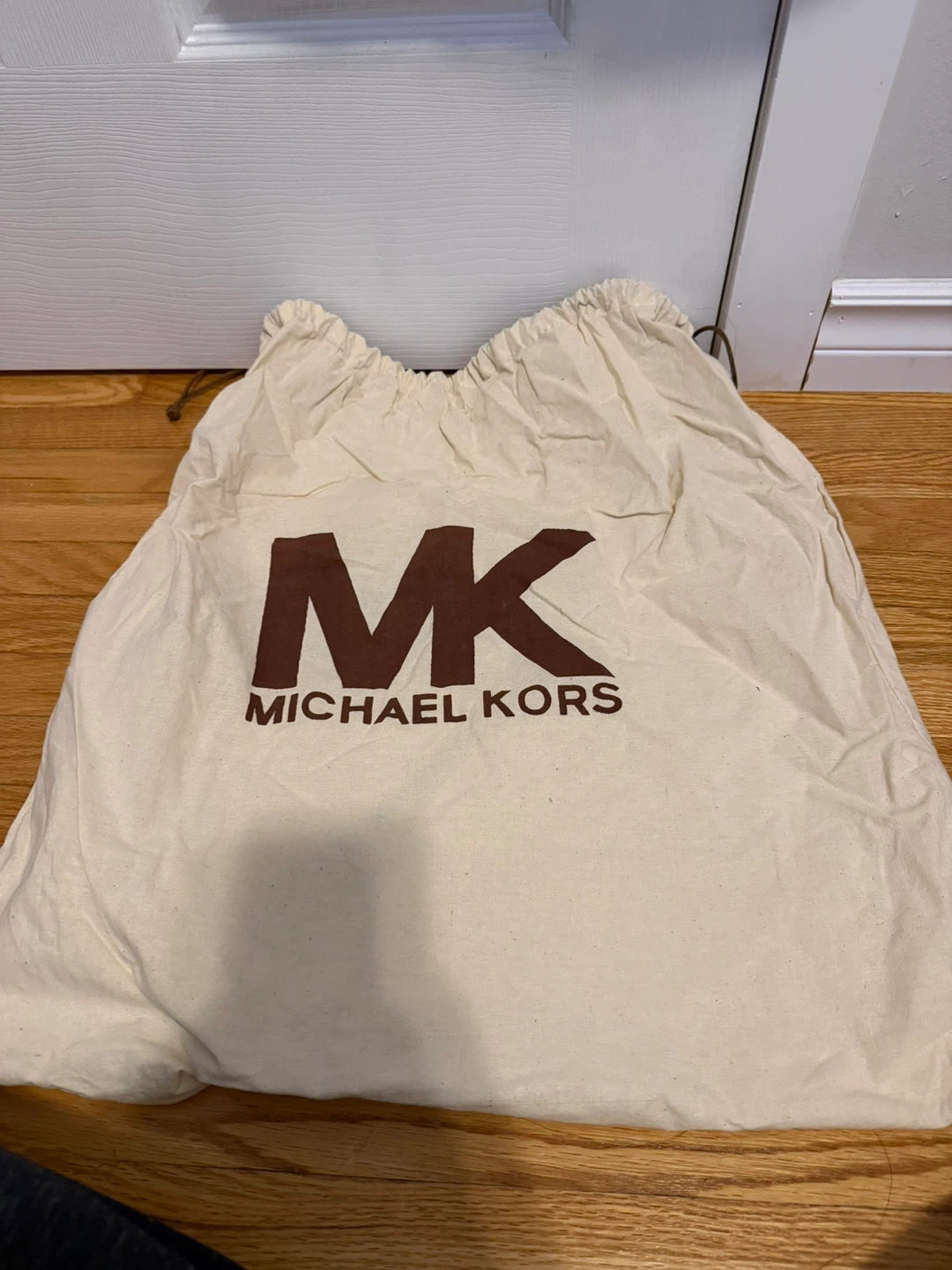 Michael Kors Black Leather Hobo Shoulder Bag - photo 3