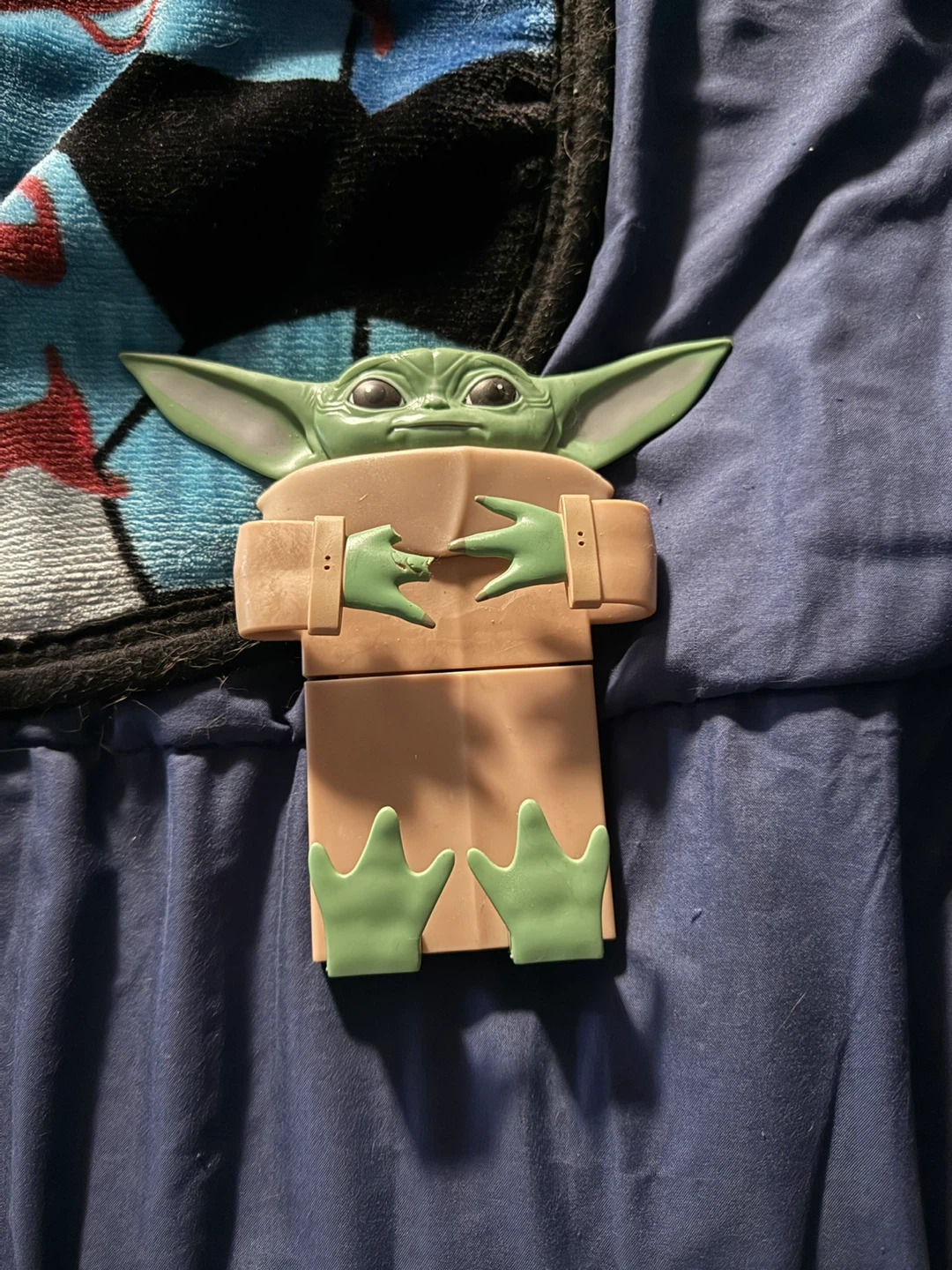 Baby Grogu phone holder